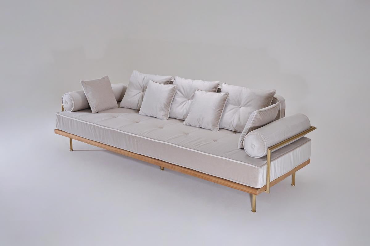 Model: PT70-BS1-TE-NO three-seat sofa (Indoor)
Dimensions: 225 x 87 x 70 cm; 38.5 cm seat height
(W x D x H) 88.6 x 34.3 x 27.6 inch; 15.2 inch seat height
Frame: Reclaimed hardwood (Teak)
Frame Finish: Bleached & Natural oil 
Structure: Extruded
