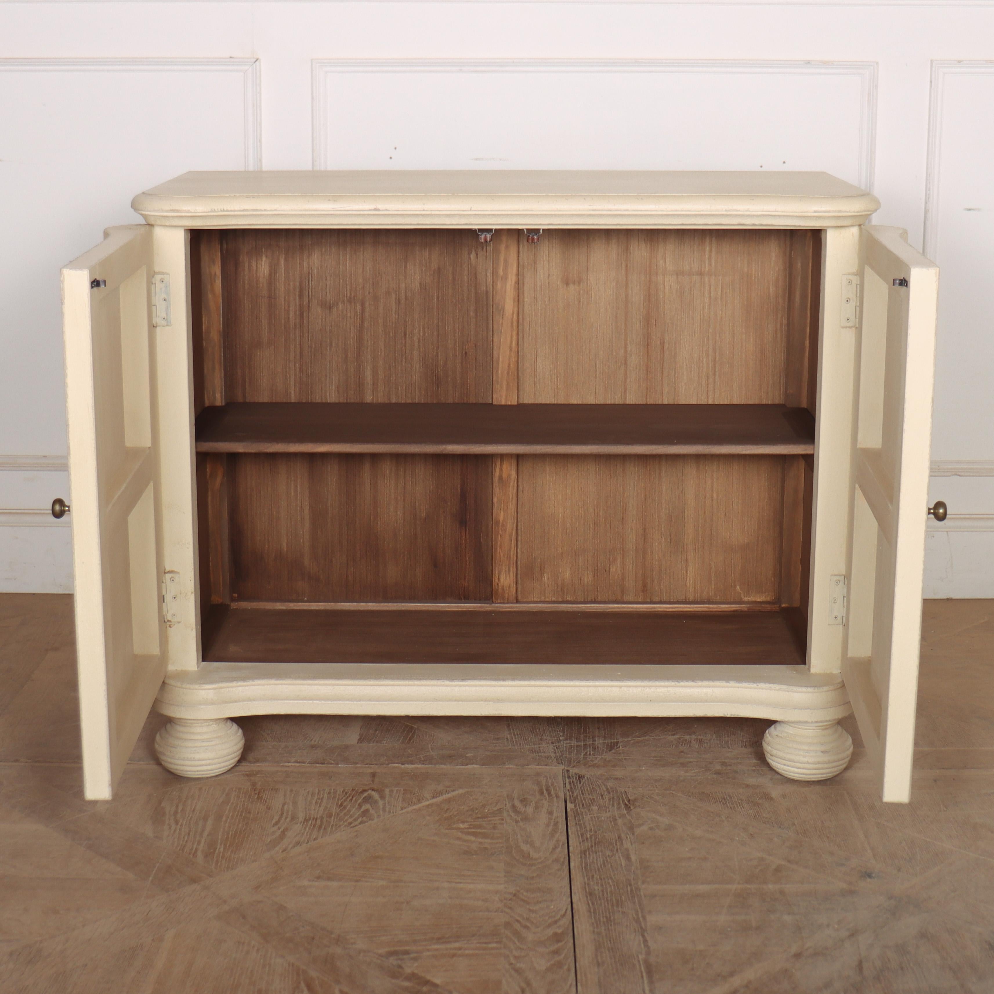 Buffet a due ante su misura in vendita 3