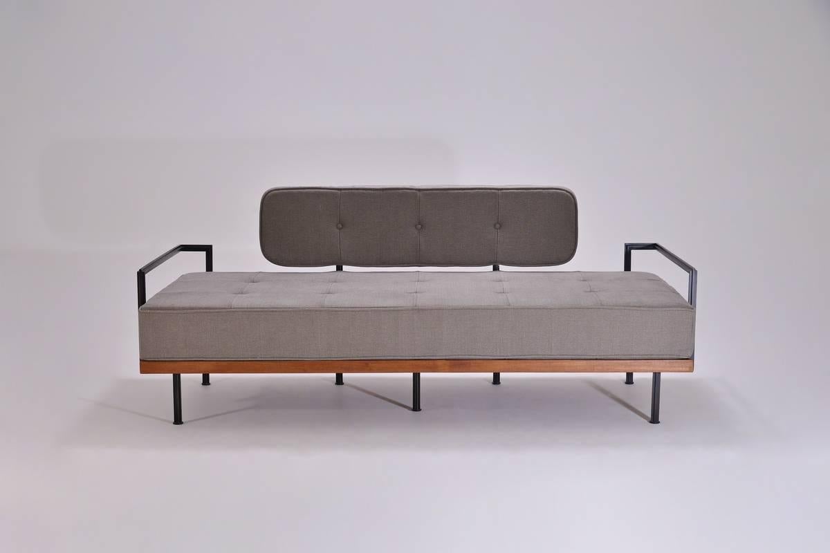 Mid-Century Modern Bespoke Two-Seat Sofa in Brass and Reclaimed Hardwood Frame, by P. Tendercool For Sale