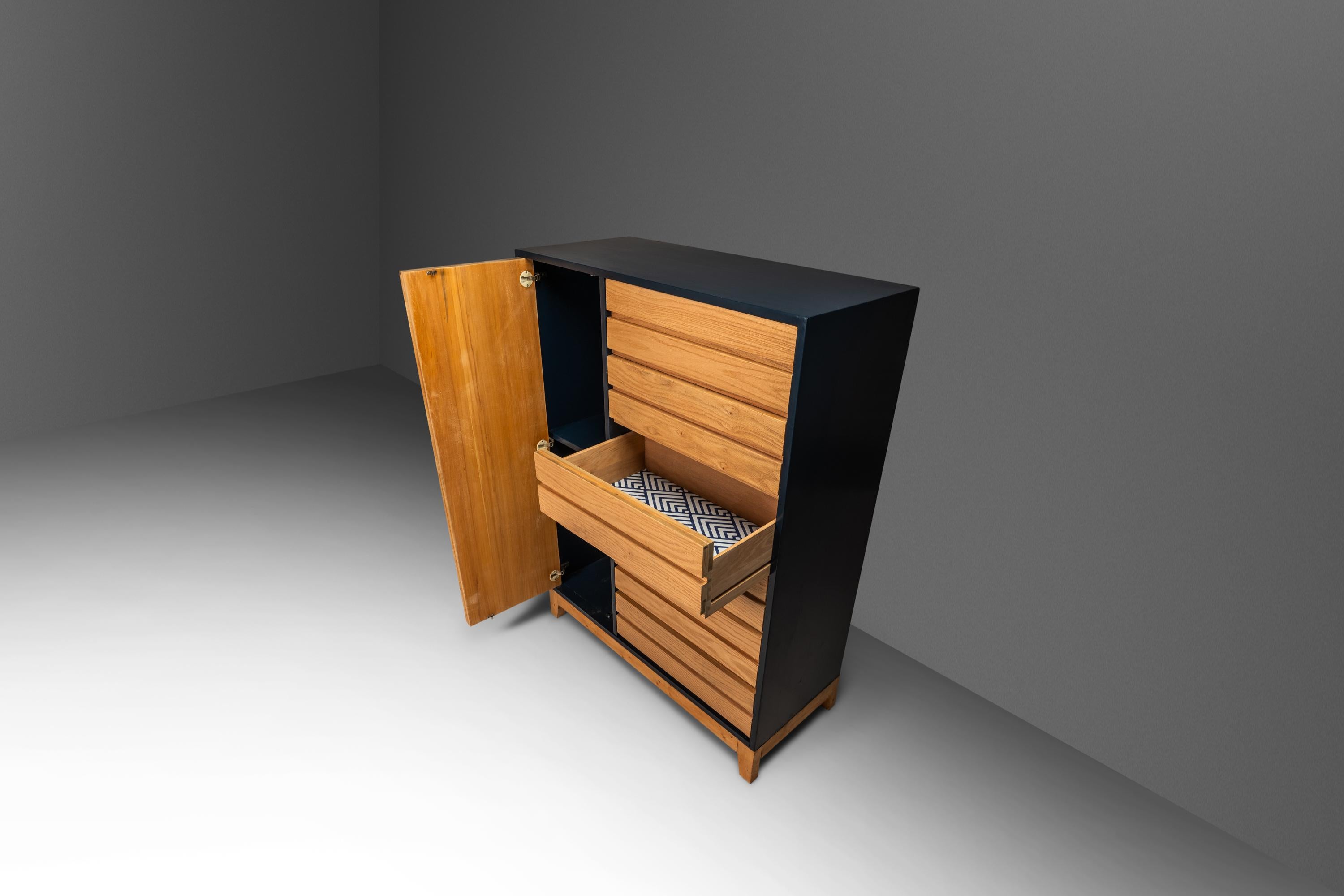 Bespoke Two Tone Geometric Gentleman's Dresser by Milo Baughman for Founders 70s 3