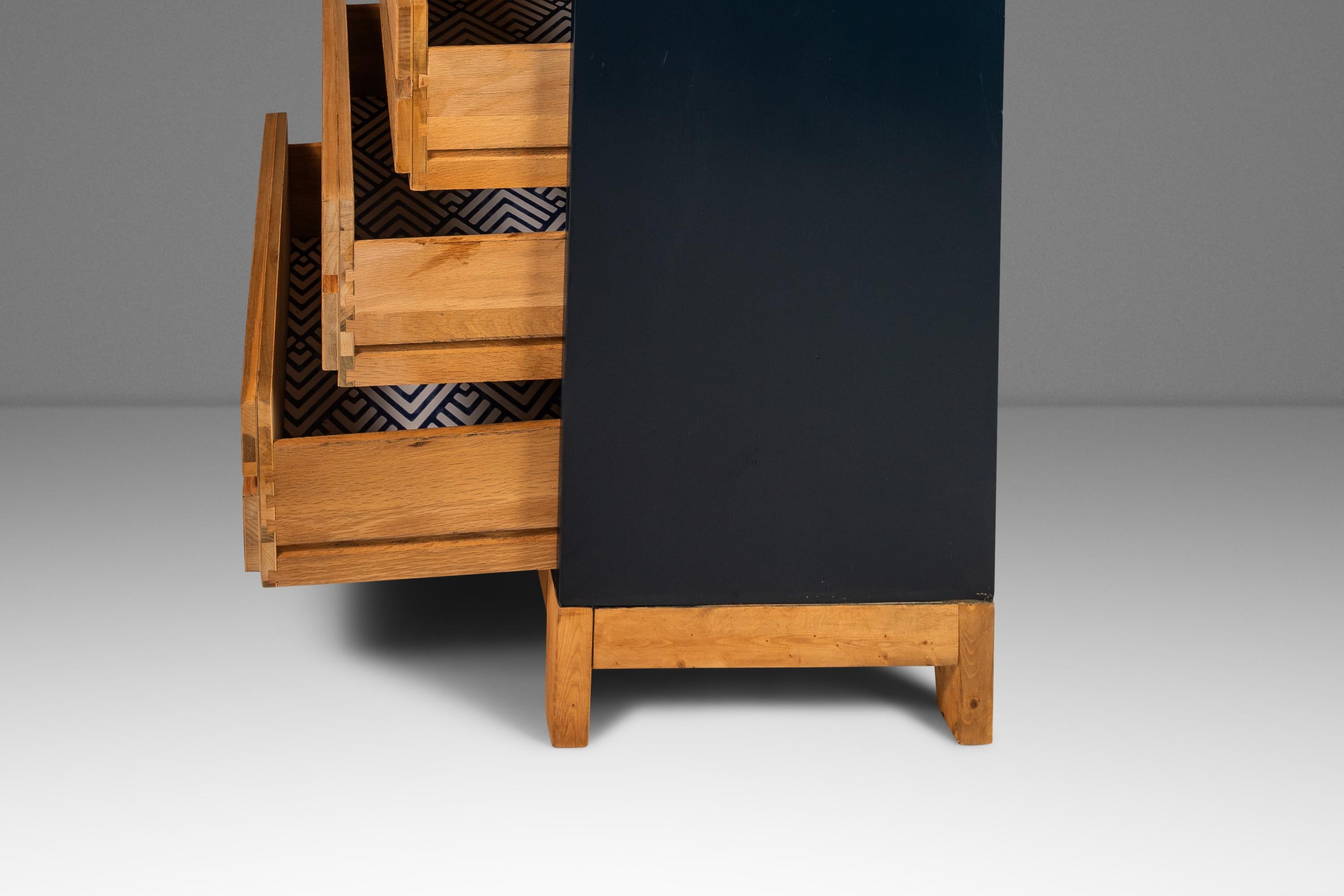 Bespoke Two Tone Geometric Gentleman's Dresser by Milo Baughman for Founders 70s 8
