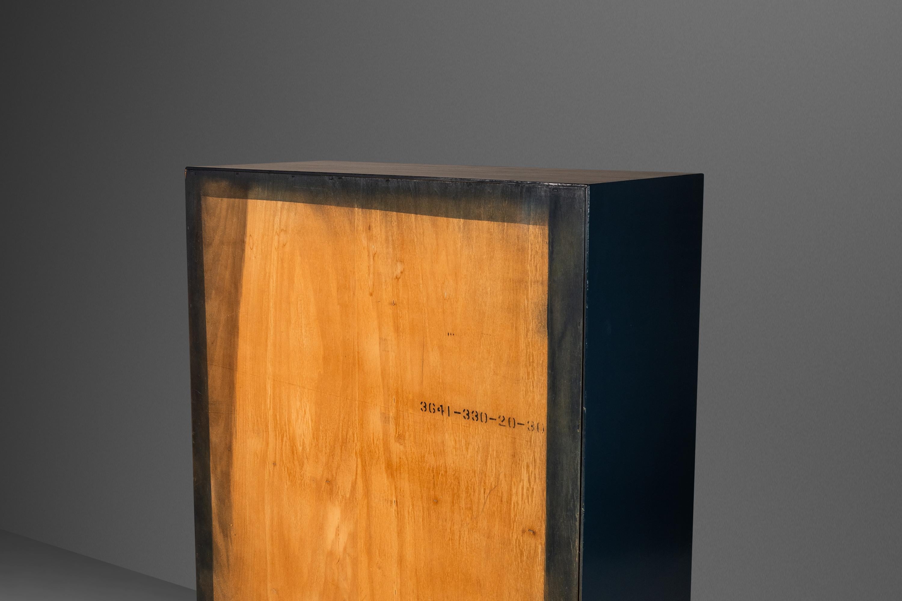 Bespoke Two Tone Geometric Gentleman's Dresser by Milo Baughman for Founders 70s 9