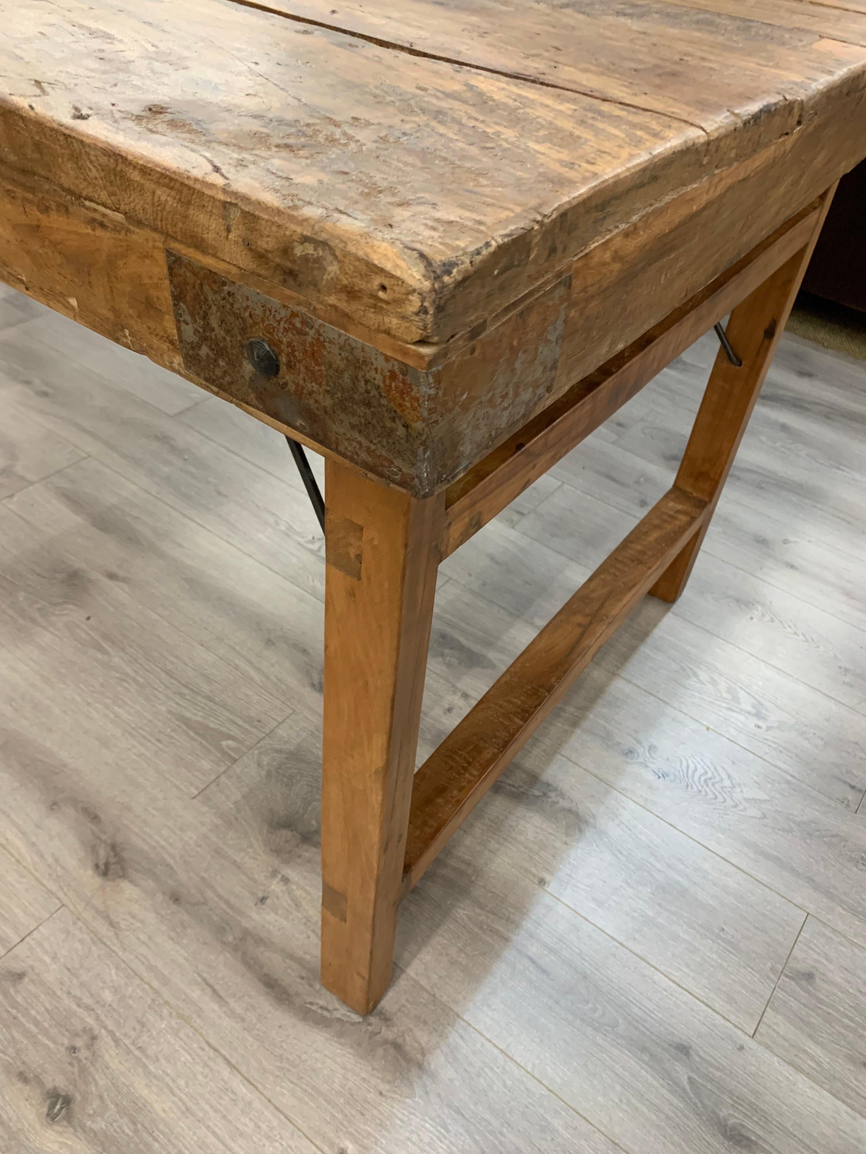 Bespoke Vintage Waxed Harvest Farm Table Farmhouse 20th Century Wine In Good Condition In West Hartford, CT