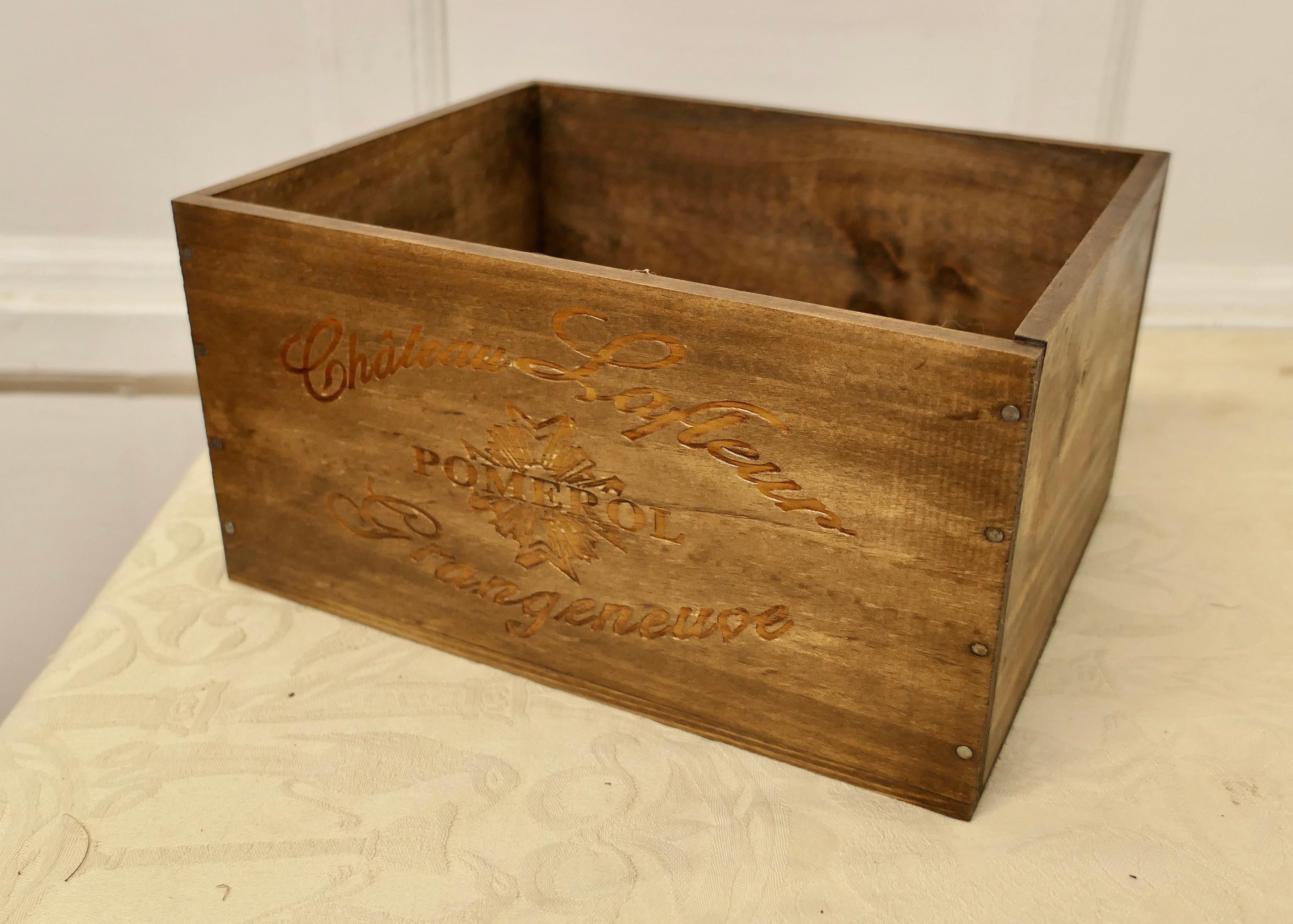 Bespoke Wine Box Gift Box, Tidy, Hamper, Caddy    In Good Condition For Sale In Chillerton, Isle of Wight