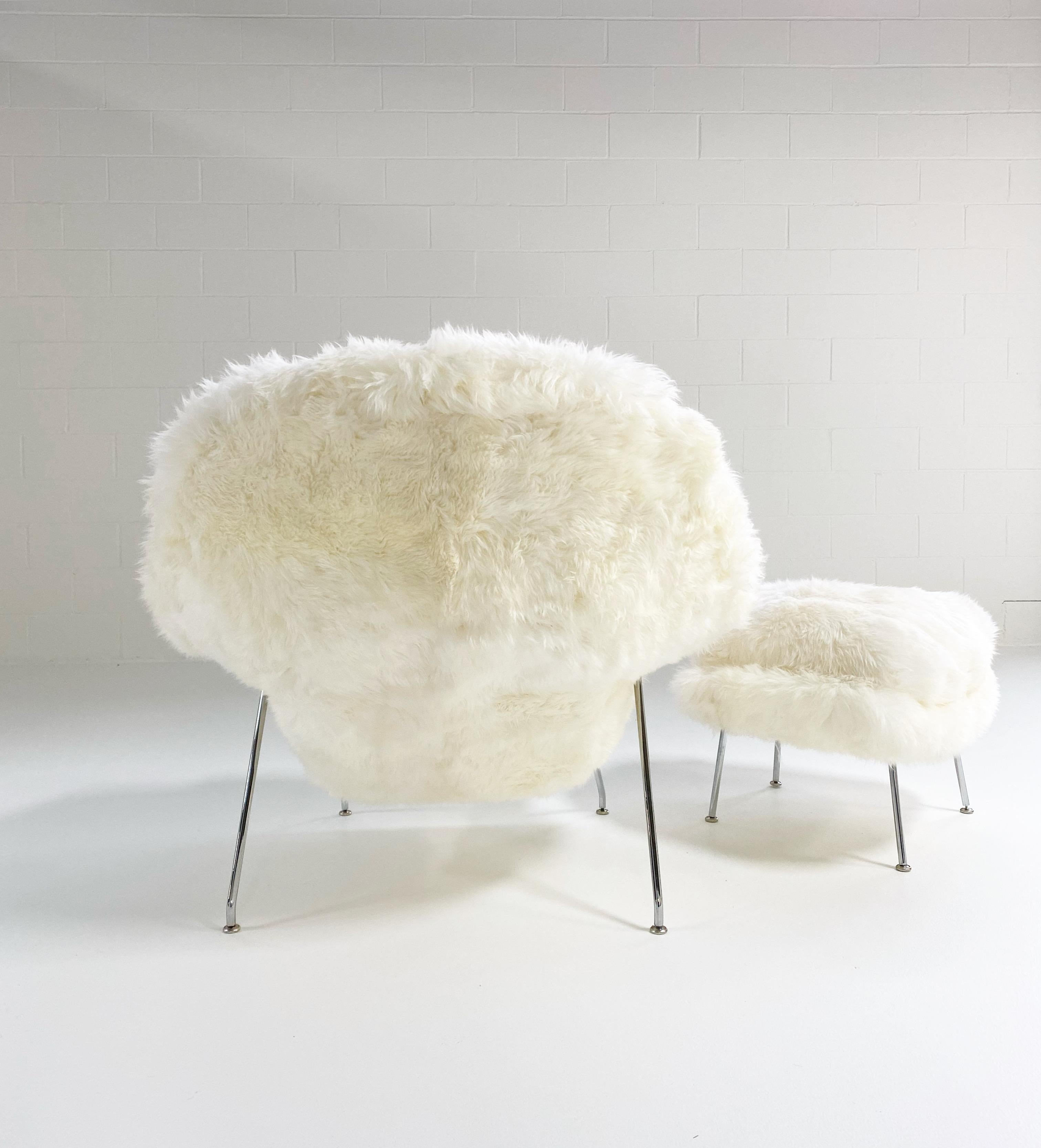 Forsyth Bespoke Womb Chair and Ottoman in New Zealand Sheepskin, Ivory For Sale 2