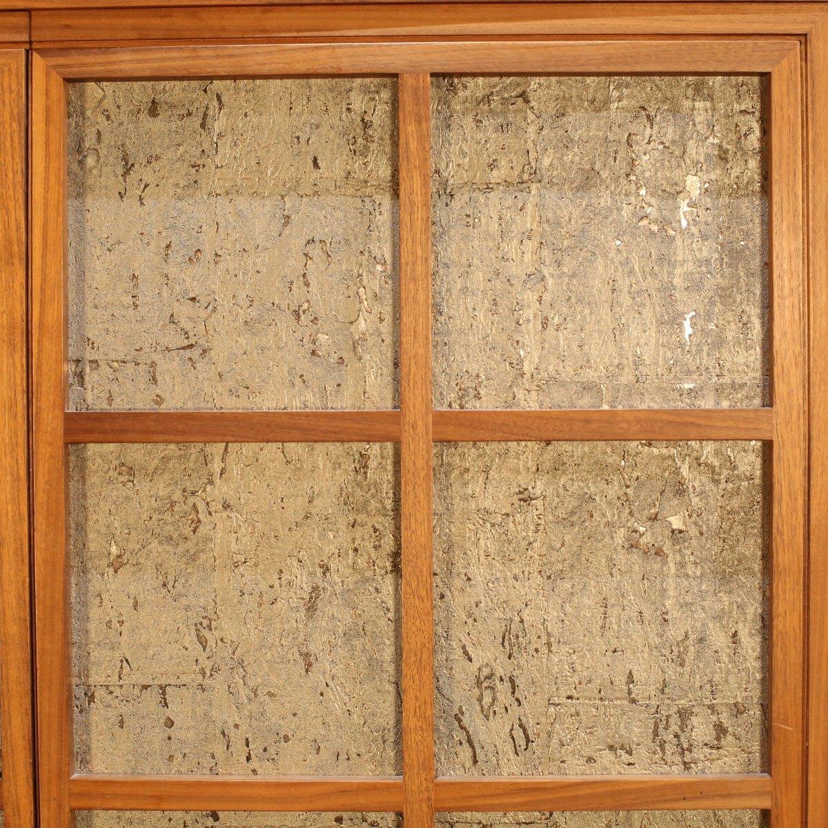Maßgeschneiderter Getränkeschrank aus Holz (Moderne) im Angebot