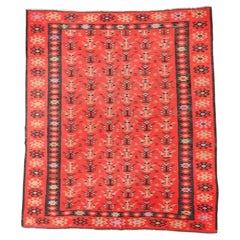 Kilim bessarabiano rosso ciliegia con toni lavanda, giada e carbone, 1910 ca.