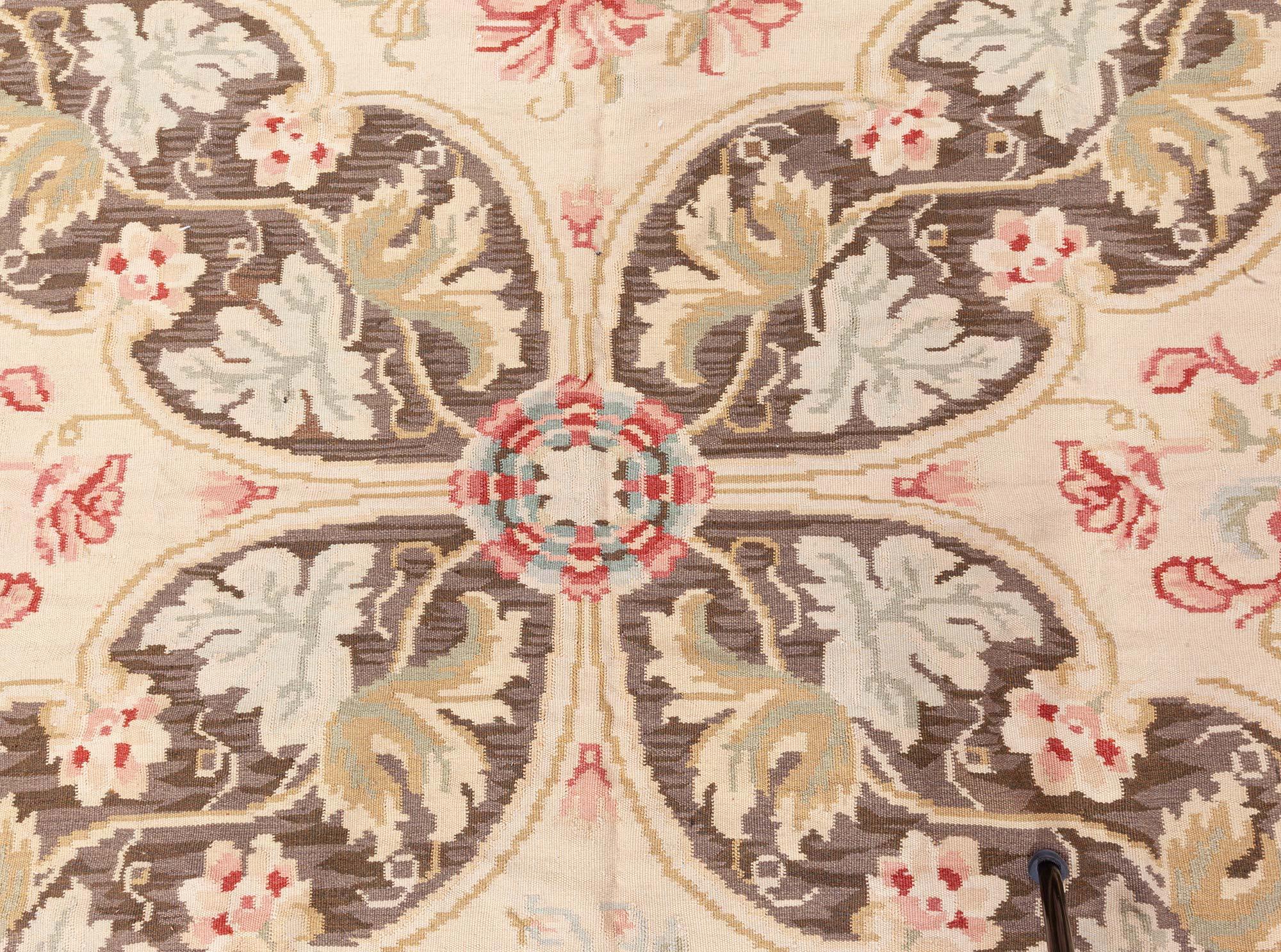 Tapis Bessarabian de Doris Leslie Blau Neuf - En vente à New York, NY