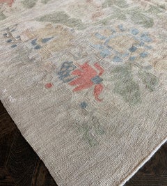 Antico tappeto Bessarabico in lana annodato a mano proveniente dalla Romania