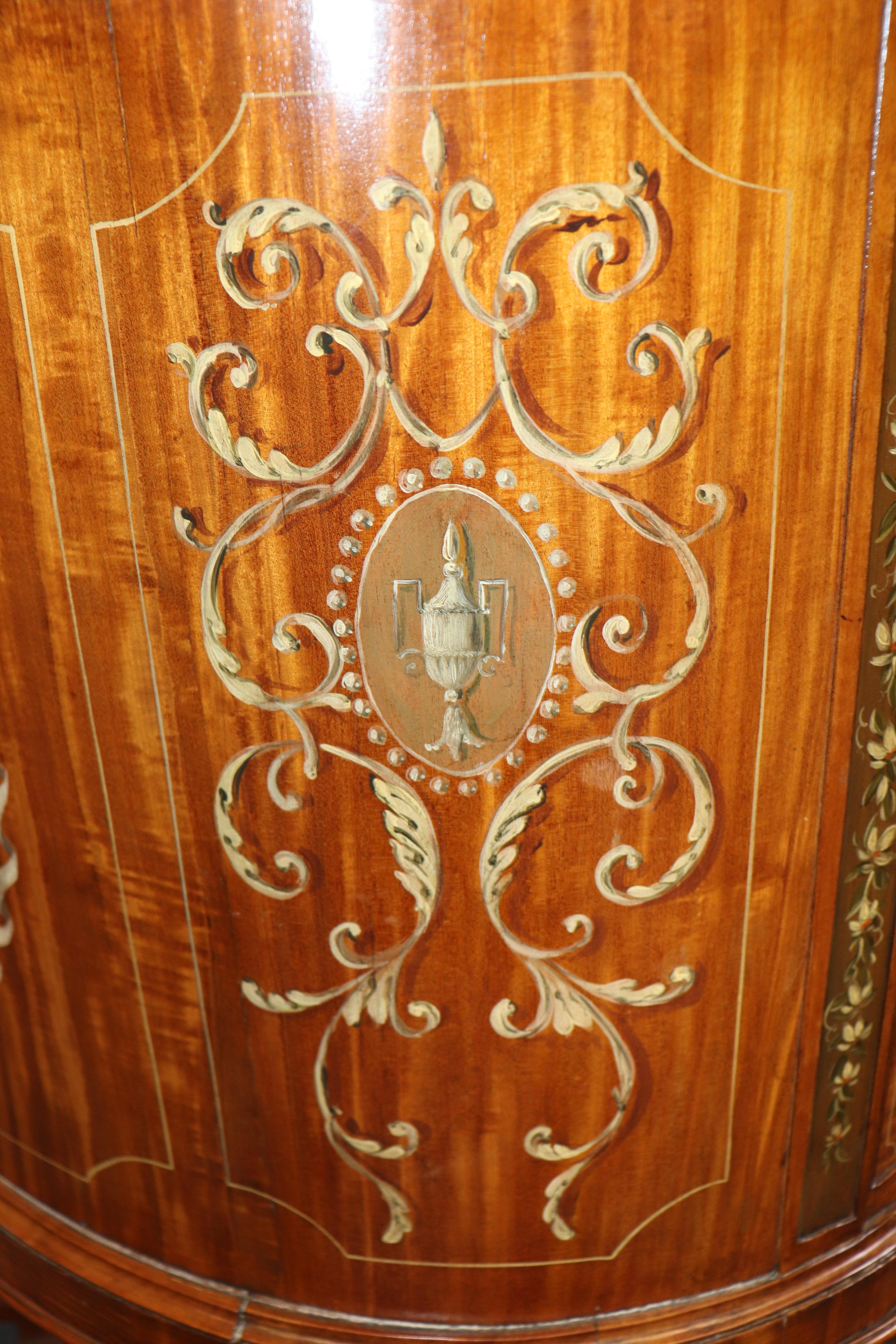 Best Quality English Satinwood Paint Decorated Adams Style Kidney Shaped Vanity im Angebot 10