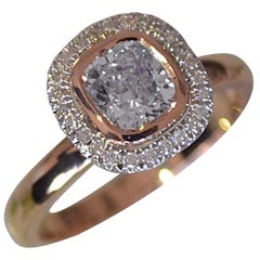 Bester Ring, 1 Karat rund mit Diamanten im Halo aus 18 Karat Roségold