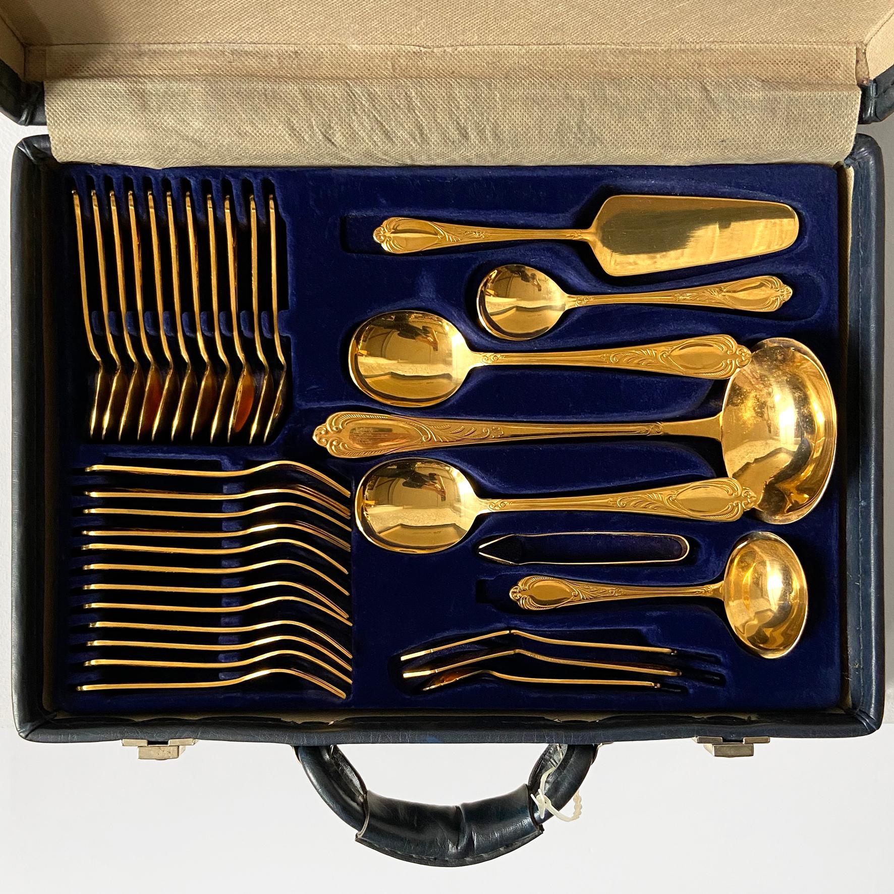 Bestecke Solingen German 23/24 Karat Gold-Plated 70pcs / 12 Person Cutlery Set For Sale 7