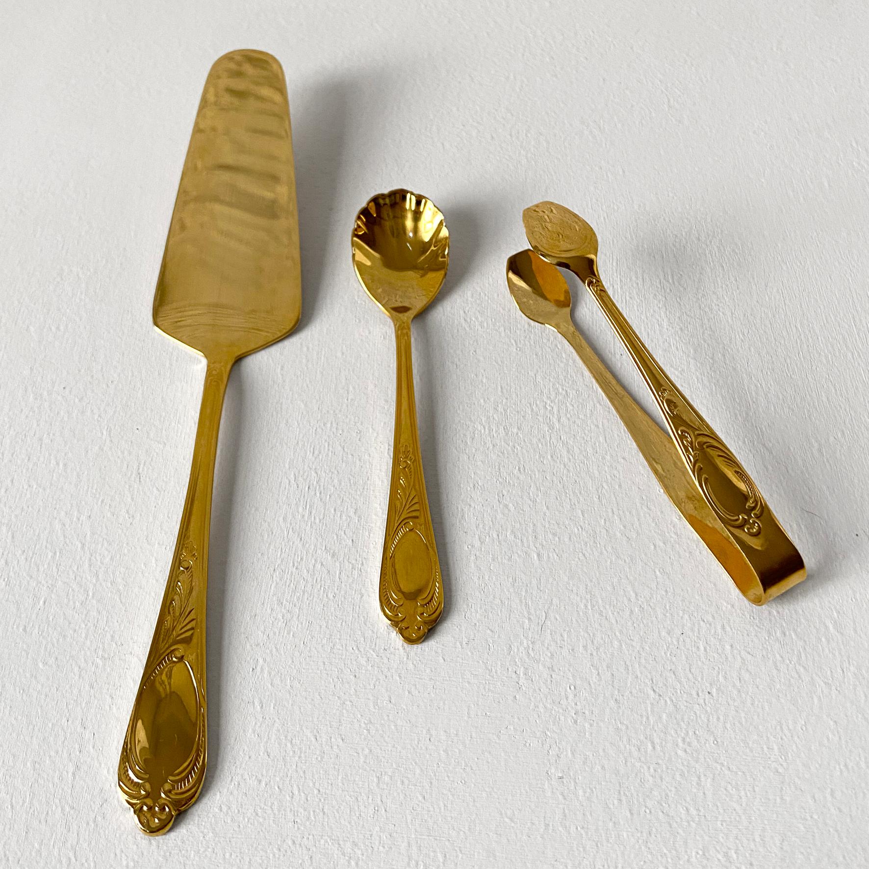 Late 20th Century Bestecke Solingen German 23/24 Karat Gold-Plated 70pcs / 12 Person Cutlery Set For Sale