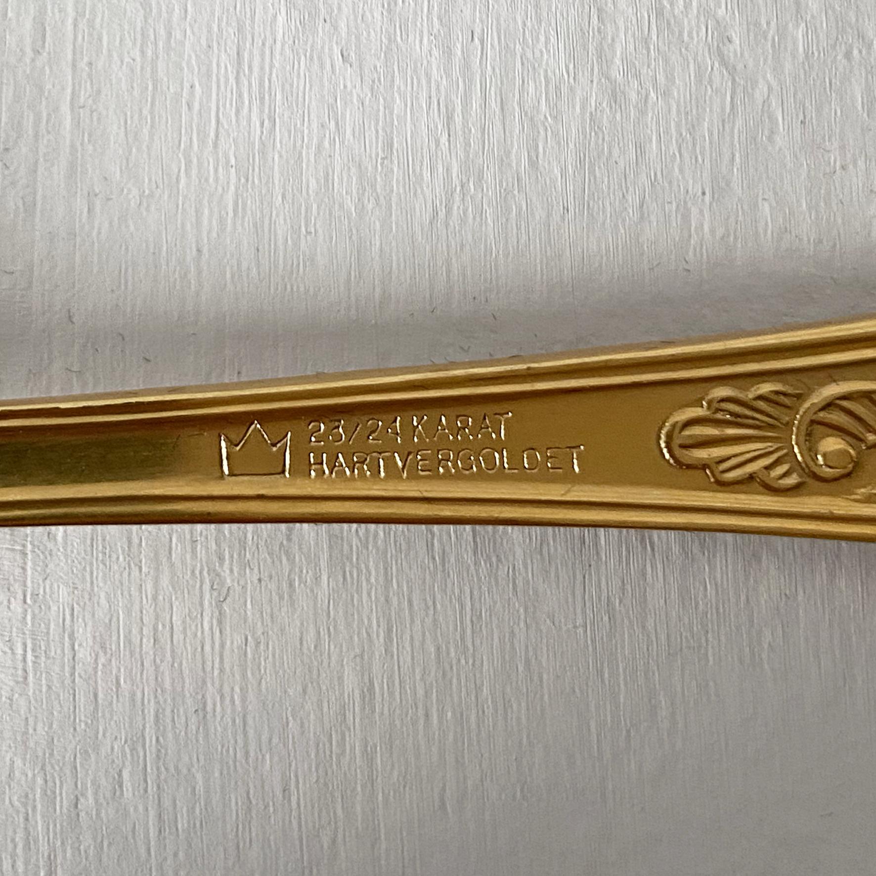 Gold Plate Bestecke Solingen German 23/24 Karat Gold-Plated 70pcs / 12 Person Cutlery Set For Sale