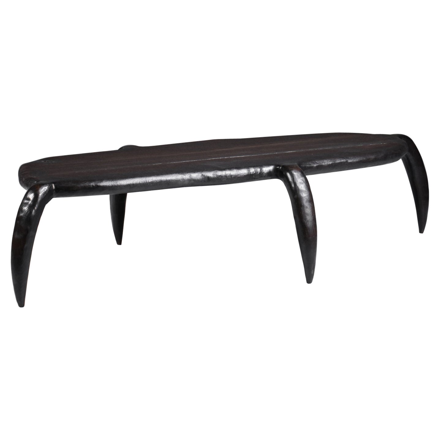 Mesa baja "Bestiale" de Vincent Vincent en madera quemada VV113B en venta
