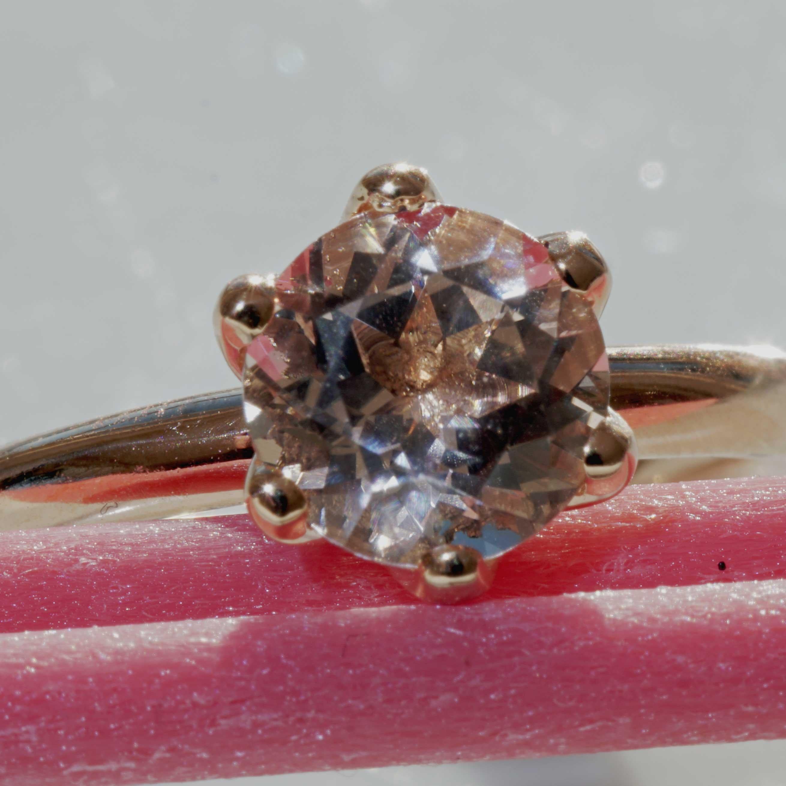 Women's or Men's Morganit Ring made in Valenza  finest Goldsmith´s Work Bestseller Combination For Sale