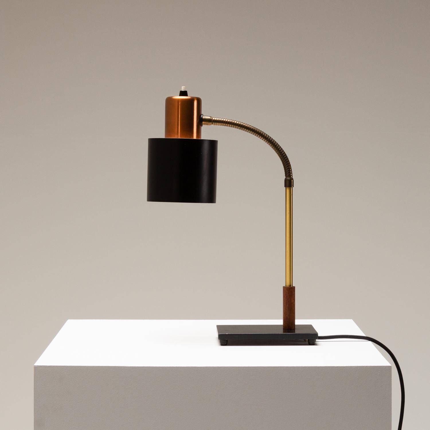 Beta Desk Lamp by Jo Hammerborg for Fog & Mørup, Denmark, 1960s In Good Condition For Sale In Berkhamsted, GB