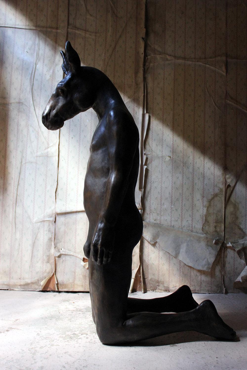 Beth Carter, Kneeling Horse 'with Apple', Bronze Resin, 2007, Edition 6 of 15 For Sale 12