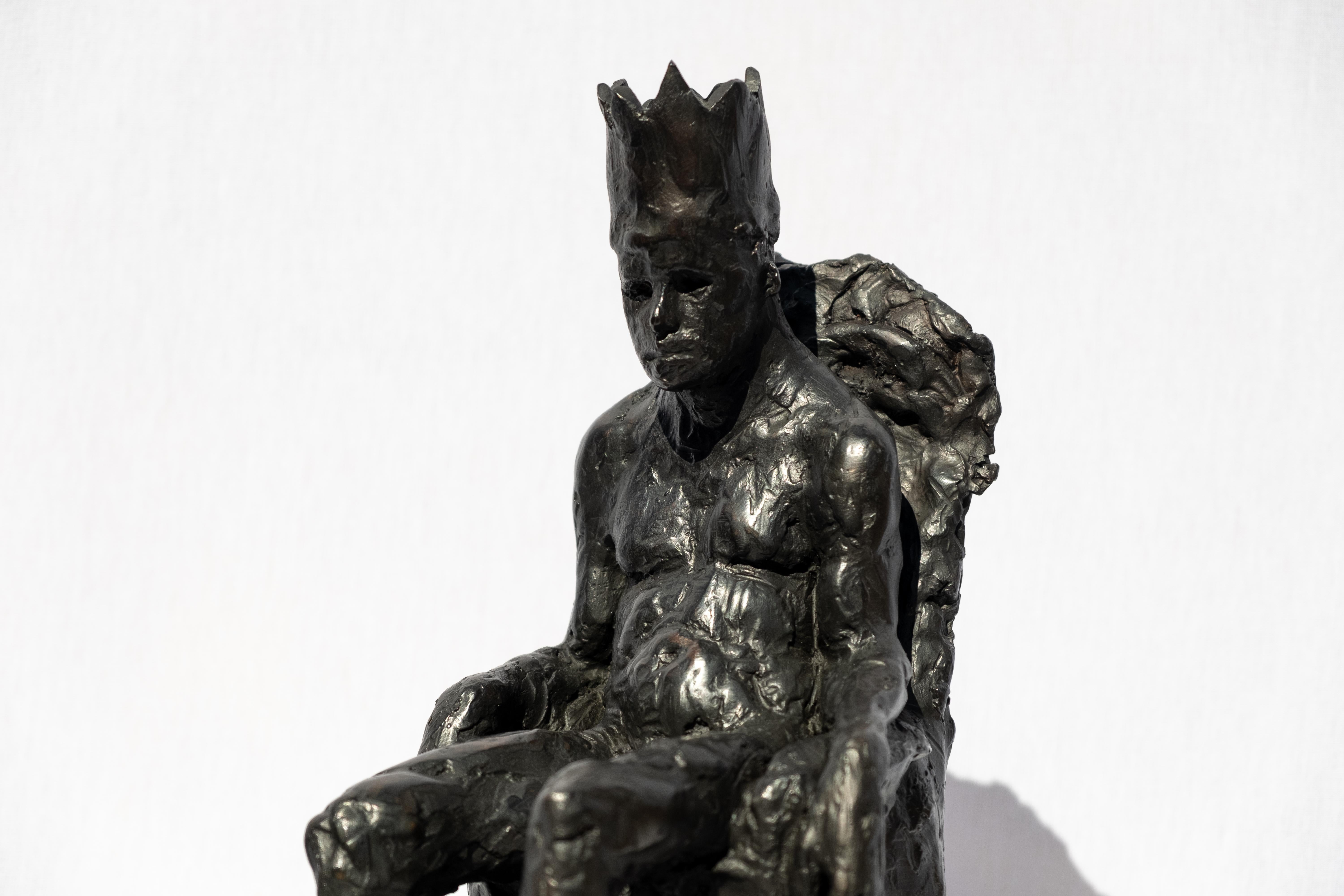 king minos statue