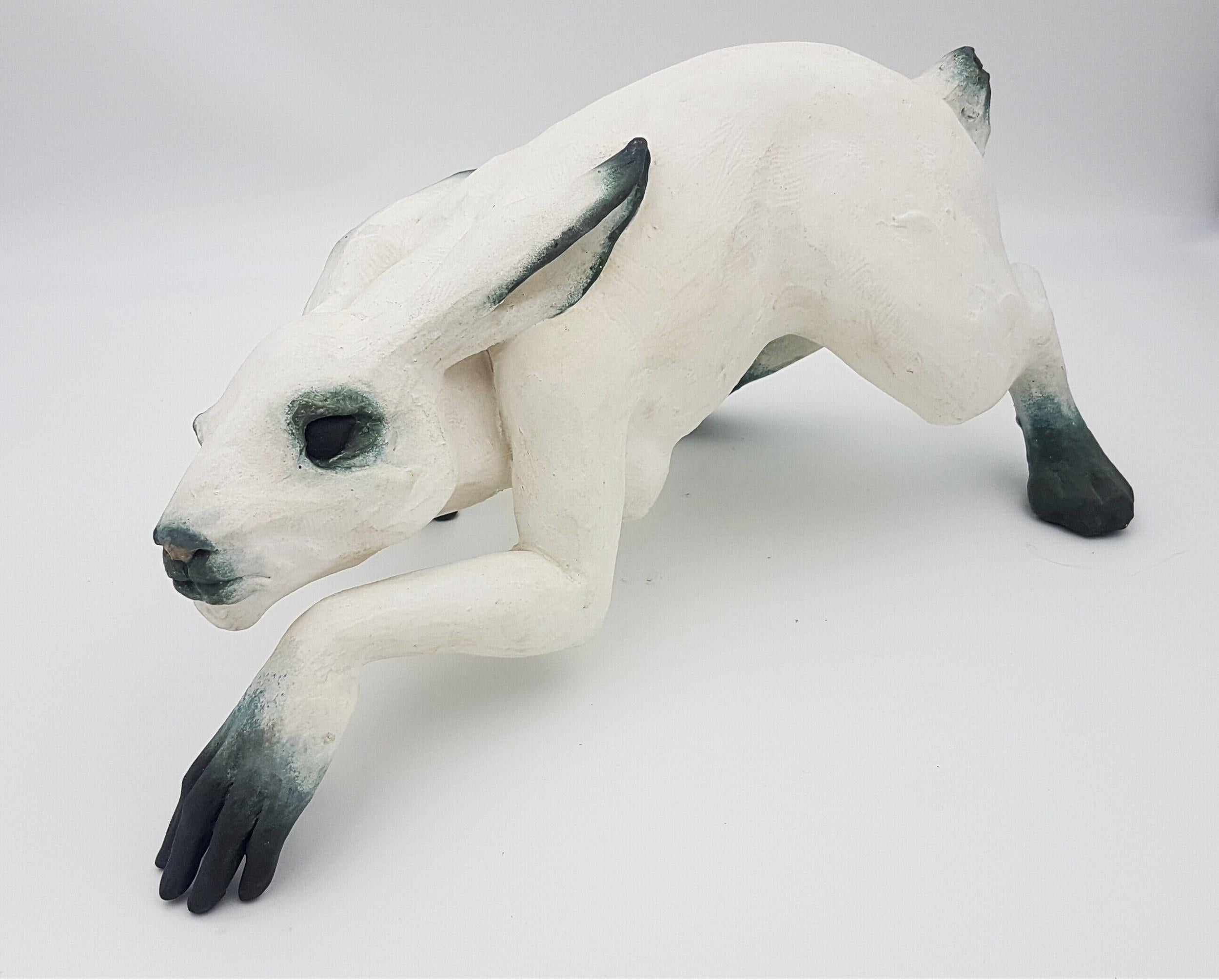 Pack de loup sans titre  - Contemporain Sculpture par Beth Cavener