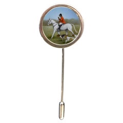 Peinture à l'huile miniature Beth De Loiselle représentant un cheval et un cavalier dans une épingle en argent sterling de Paul Eaton