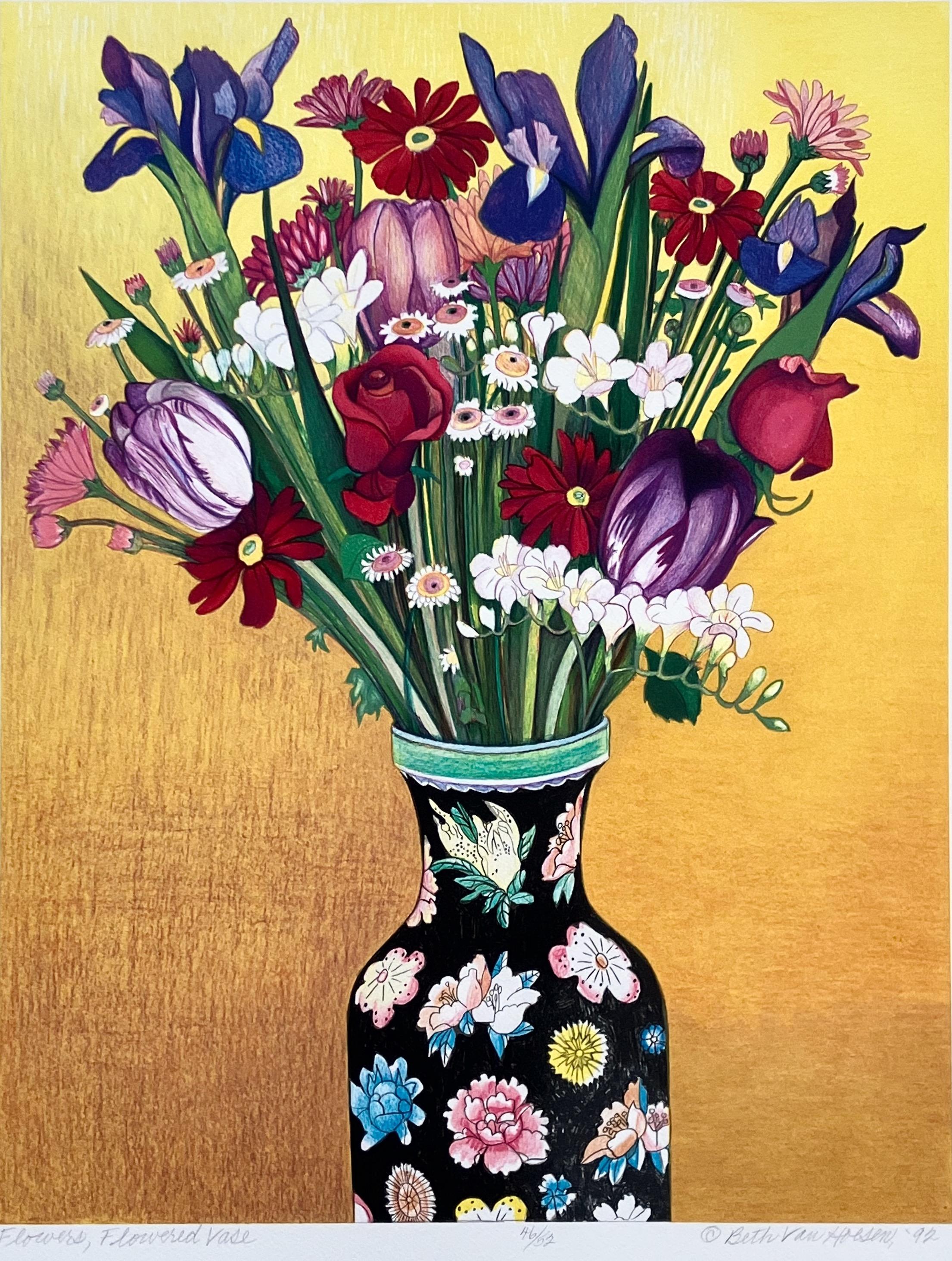 Künstlerin: Beth Van Hoesen (1926-2010 )
Titel: Blumen, geblümte Vase
Datum: 1992
Medium: Farblithografie auf Arches-Papier
Bildgröße: 22,25 x 17,25 Zoll
Blattgröße: 29 x 22 Zoll
Signatur: signiert unten rechts
Herausgeber: Trillium