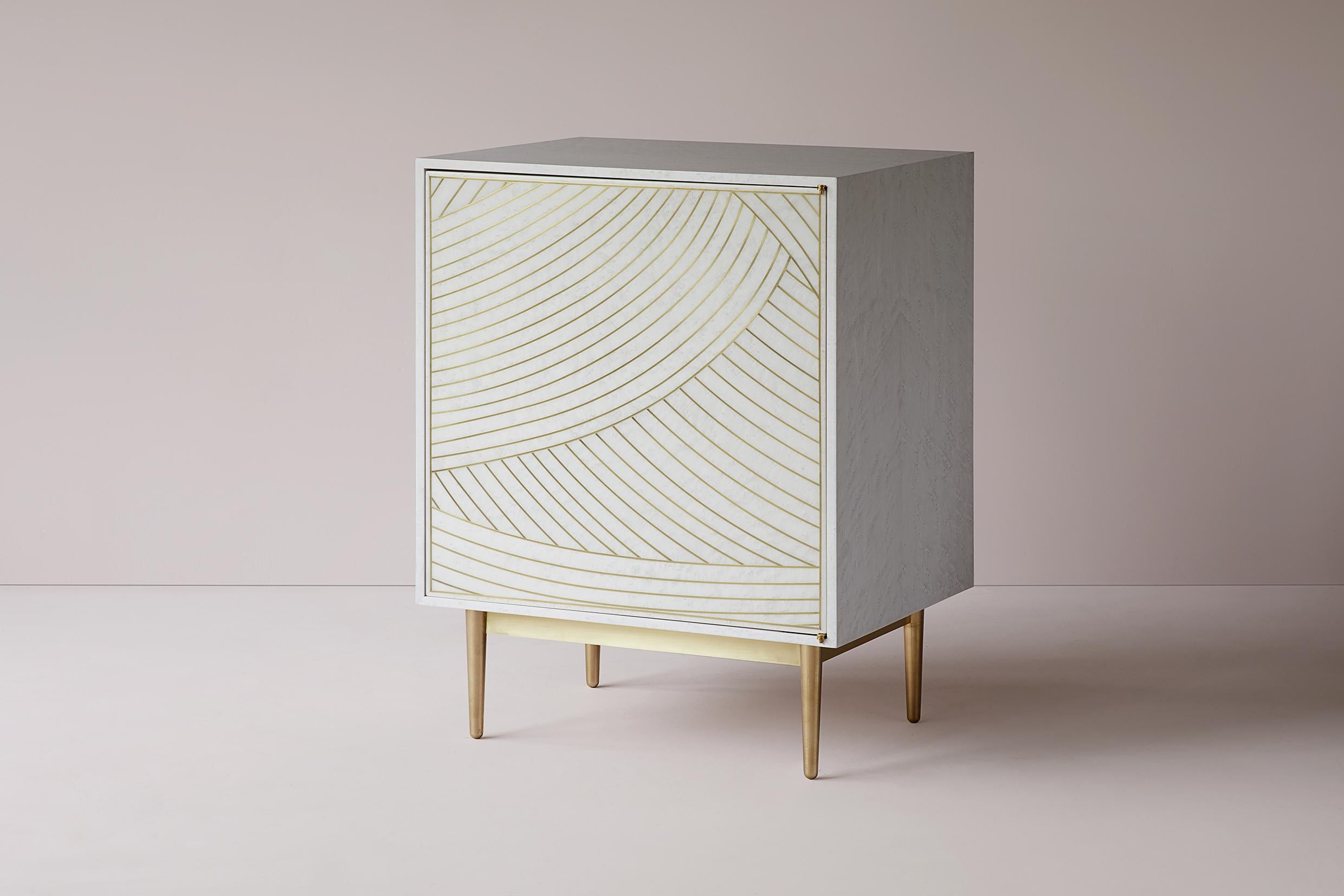 Bethan Gray Dhow One Door Bedside Table in White and Brass In New Condition In London, GB