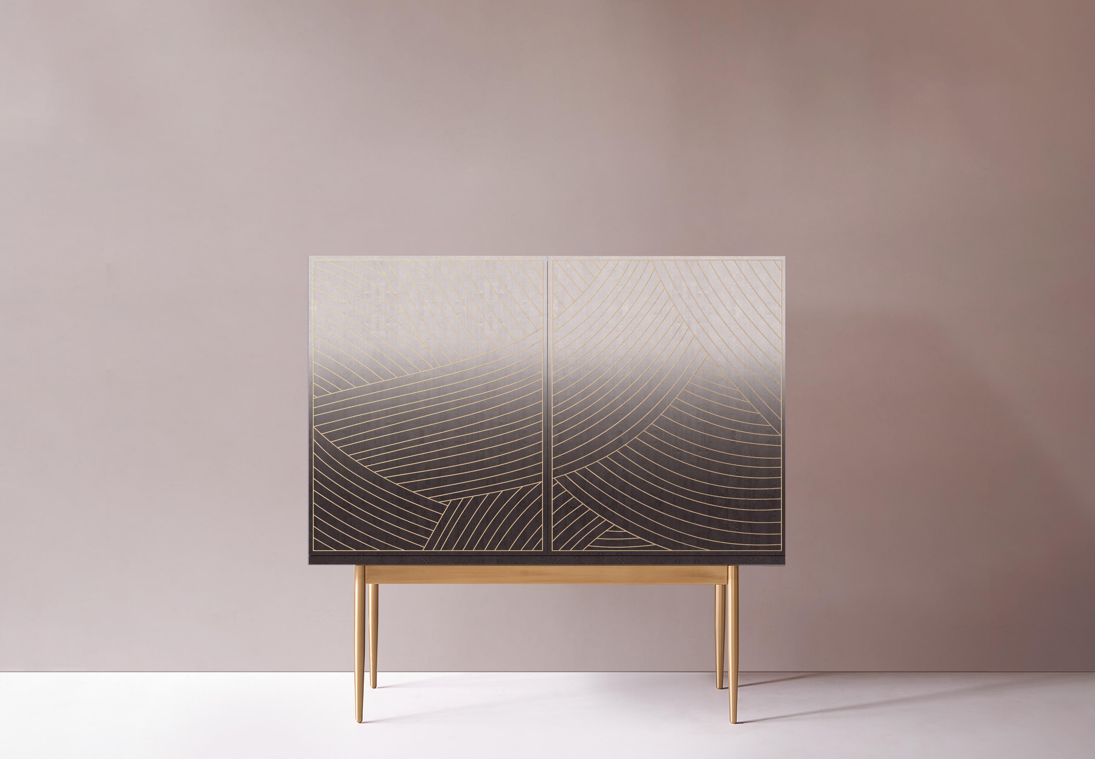 Bethan Gray • Dhow Low Bar Cabinet in Monochrome and Brass In New Condition For Sale In London, GB