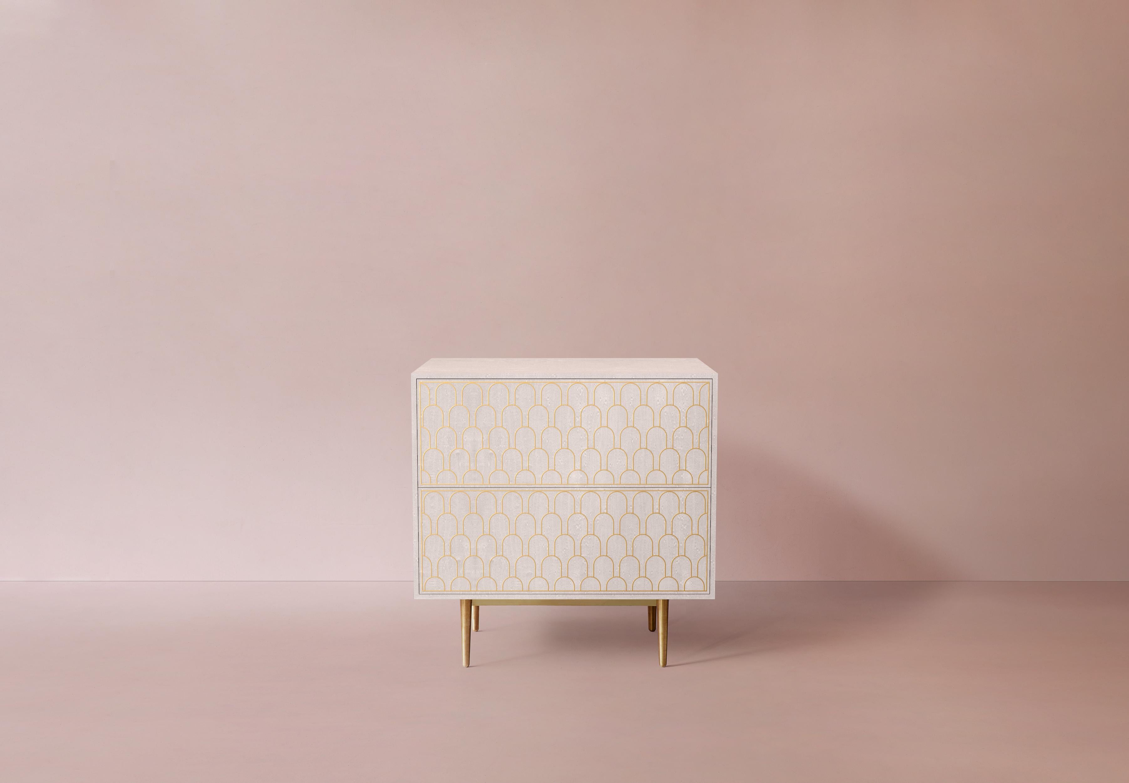 Bethan Gray Nizwa Bedside Chest of Drawers White and Brass In New Condition For Sale In London, GB