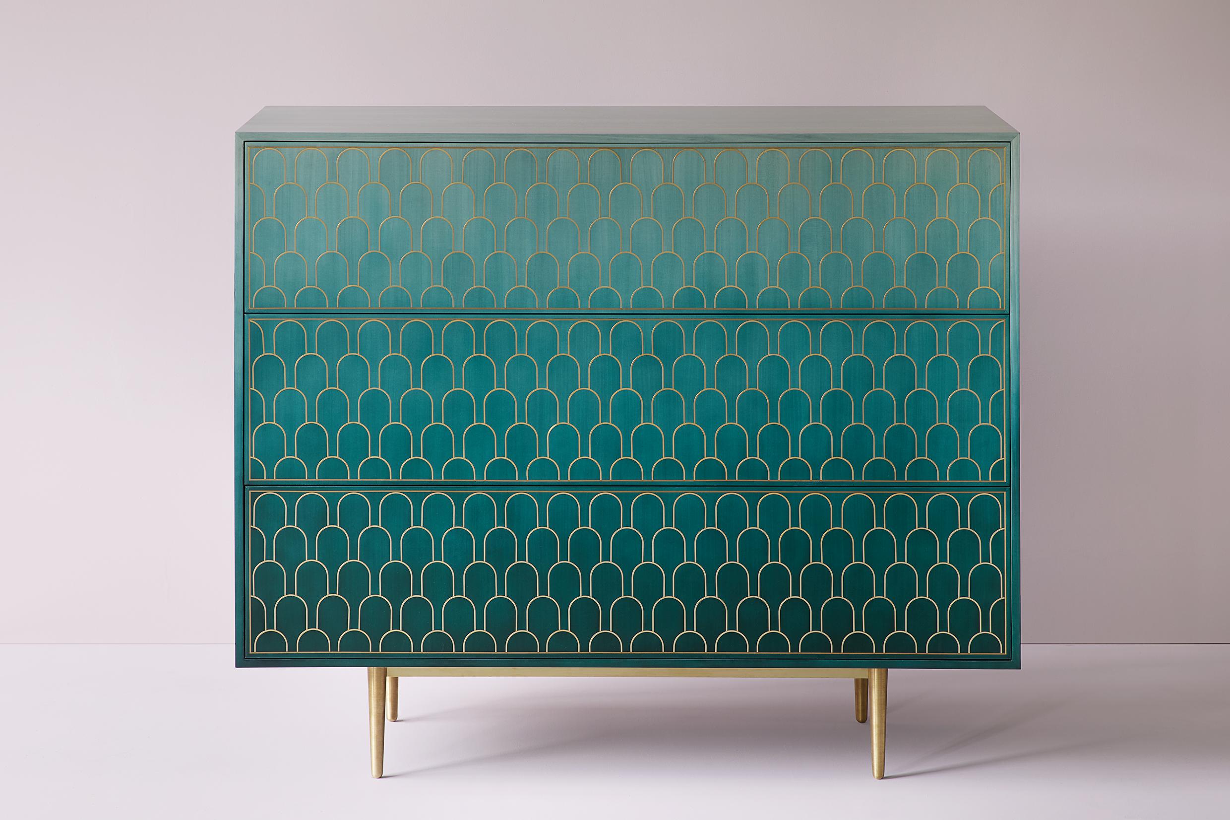 Bethan Gray Nizwa Chest of Drawers in Jade and Brass In New Condition For Sale In London, GB