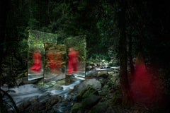 Through the Mirror 3, stampa pigmentata d'archivio contemporanea, incorniciata