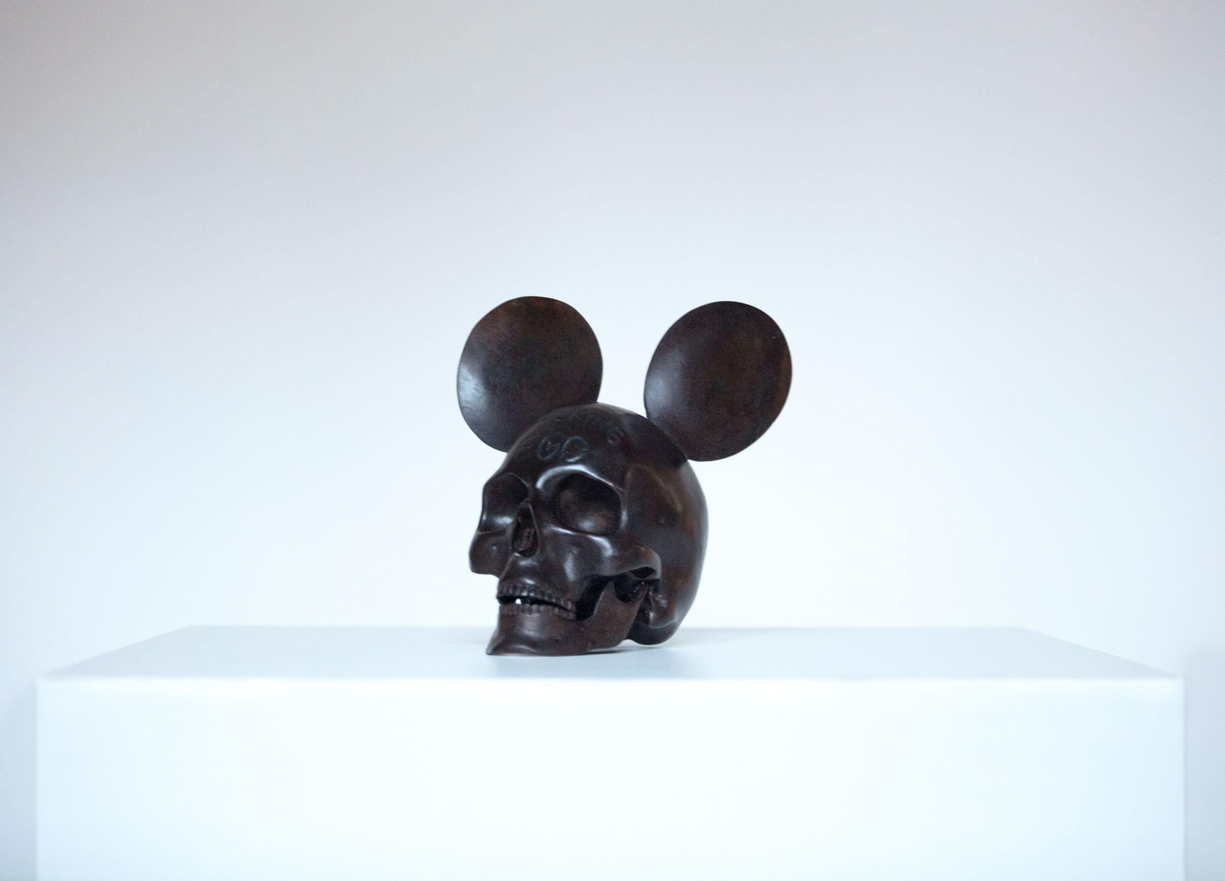 Beto Gatti Figurative Sculpture - Fucking Ego  - Brown bronze sculpture, 2021