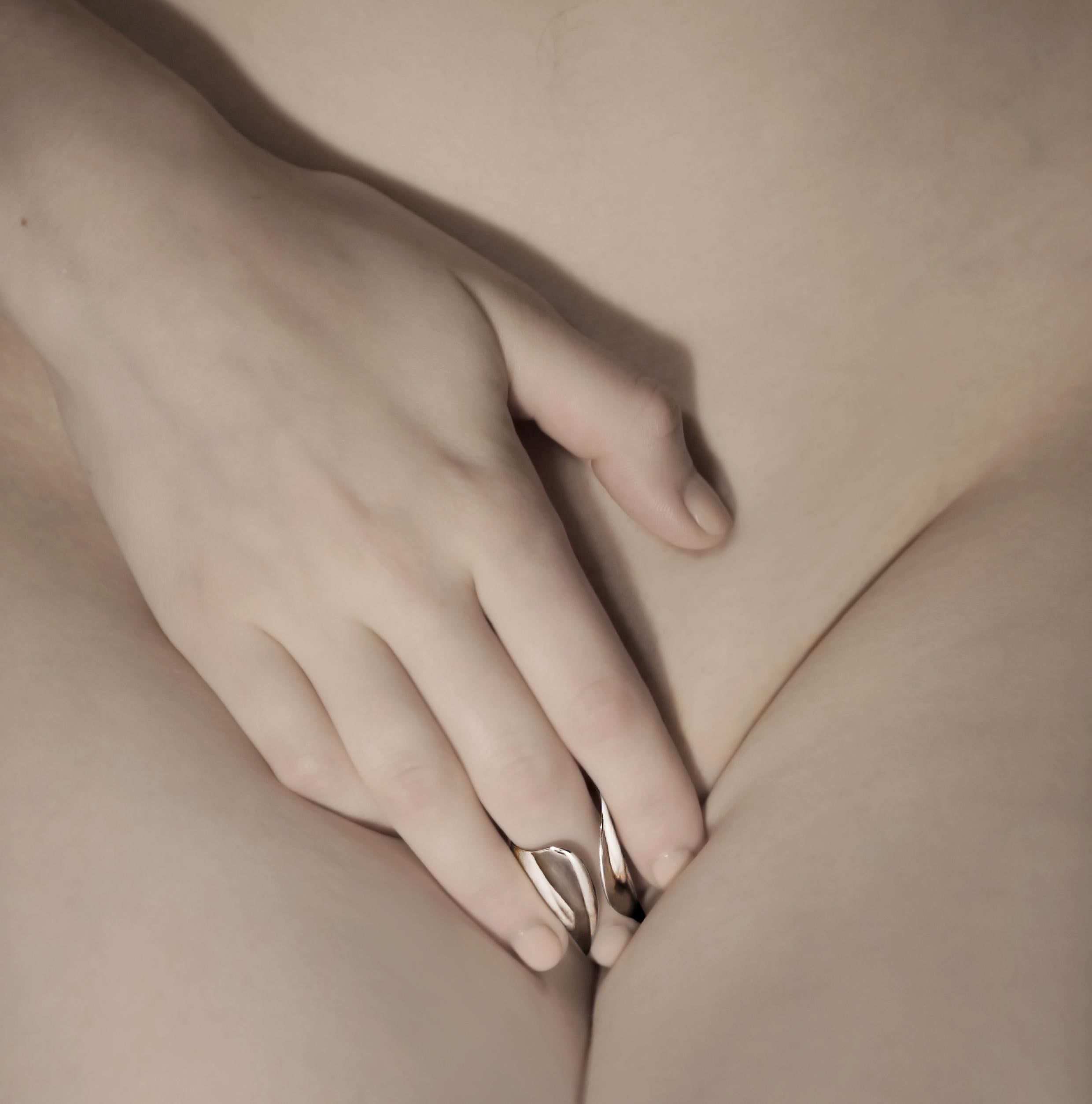 Betony Vernon „Finger Ring“ Ring aus Sterlingsilber 925 im Zustand „Neu“ im Angebot in Rome, IT