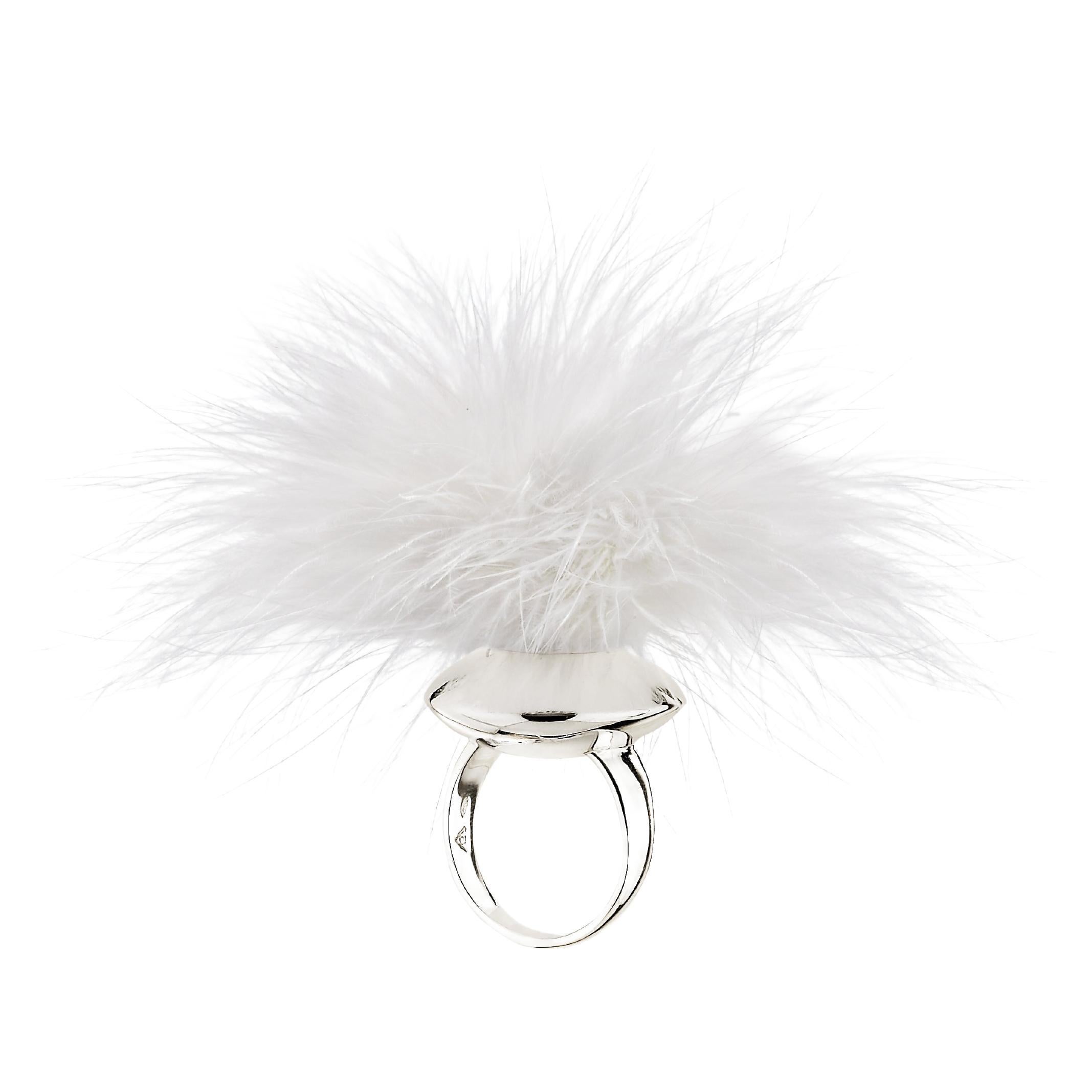 Betony Vernon "Anello Marabou Pleasure Puff" Anello in argento Sterling 925 in stock