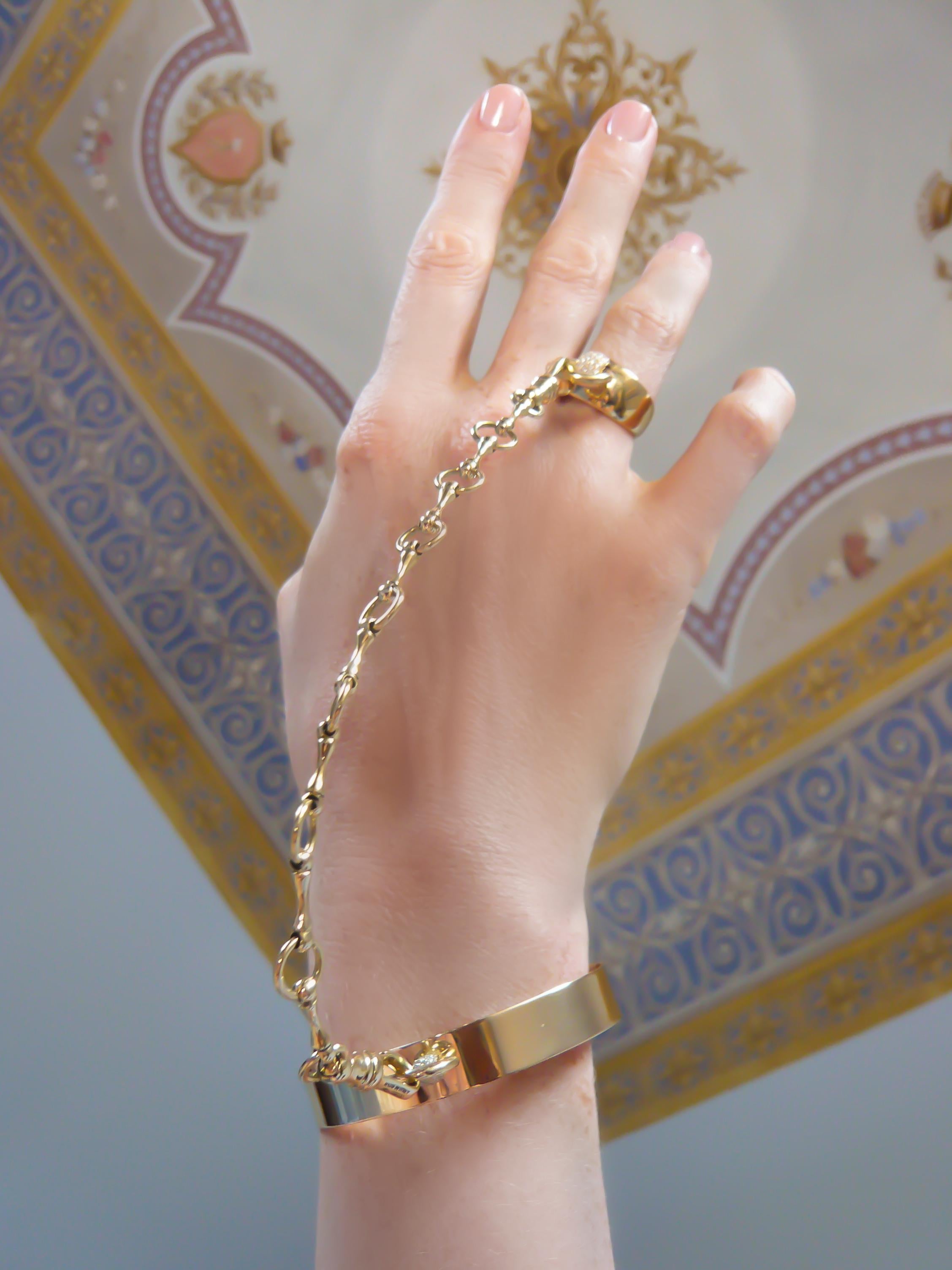 Betony Vernon „O'Ring Cuff Mini“ Armband aus 18 Karat Gold, auf Lager im Angebot 4