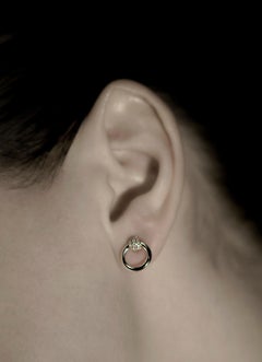 Betony Vernon "Orecchini O'Ring Diamond Pavée mini" in oro 18K Diamante in stock