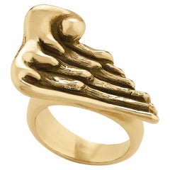 Vintage Betony Vernon "Wing Ring" Ring 18 Karat Gold in Stock