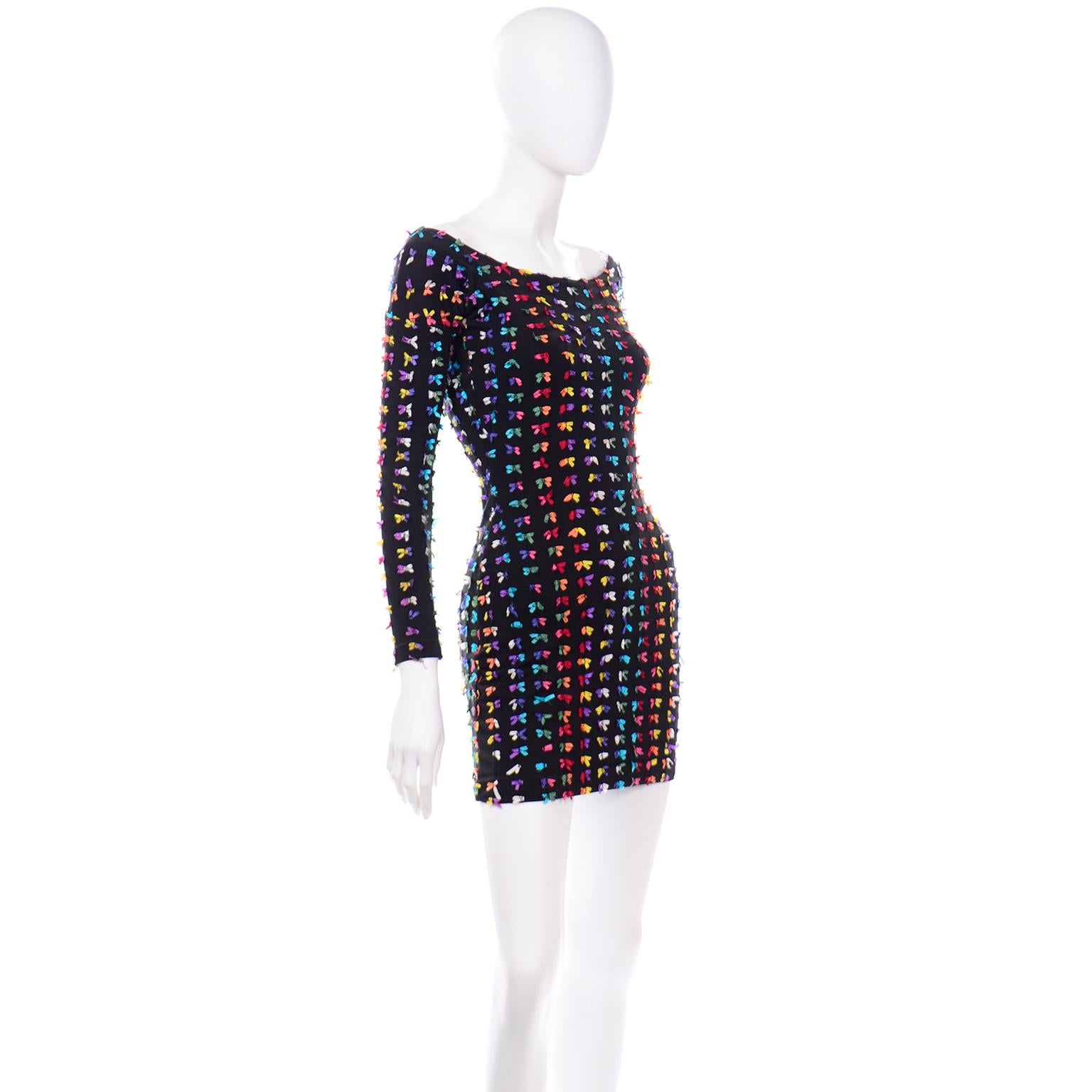 Betsey Johnson Vintage Punk Label Bodycon Stretch Minikleid W Regenbogen Bögen (Schwarz)