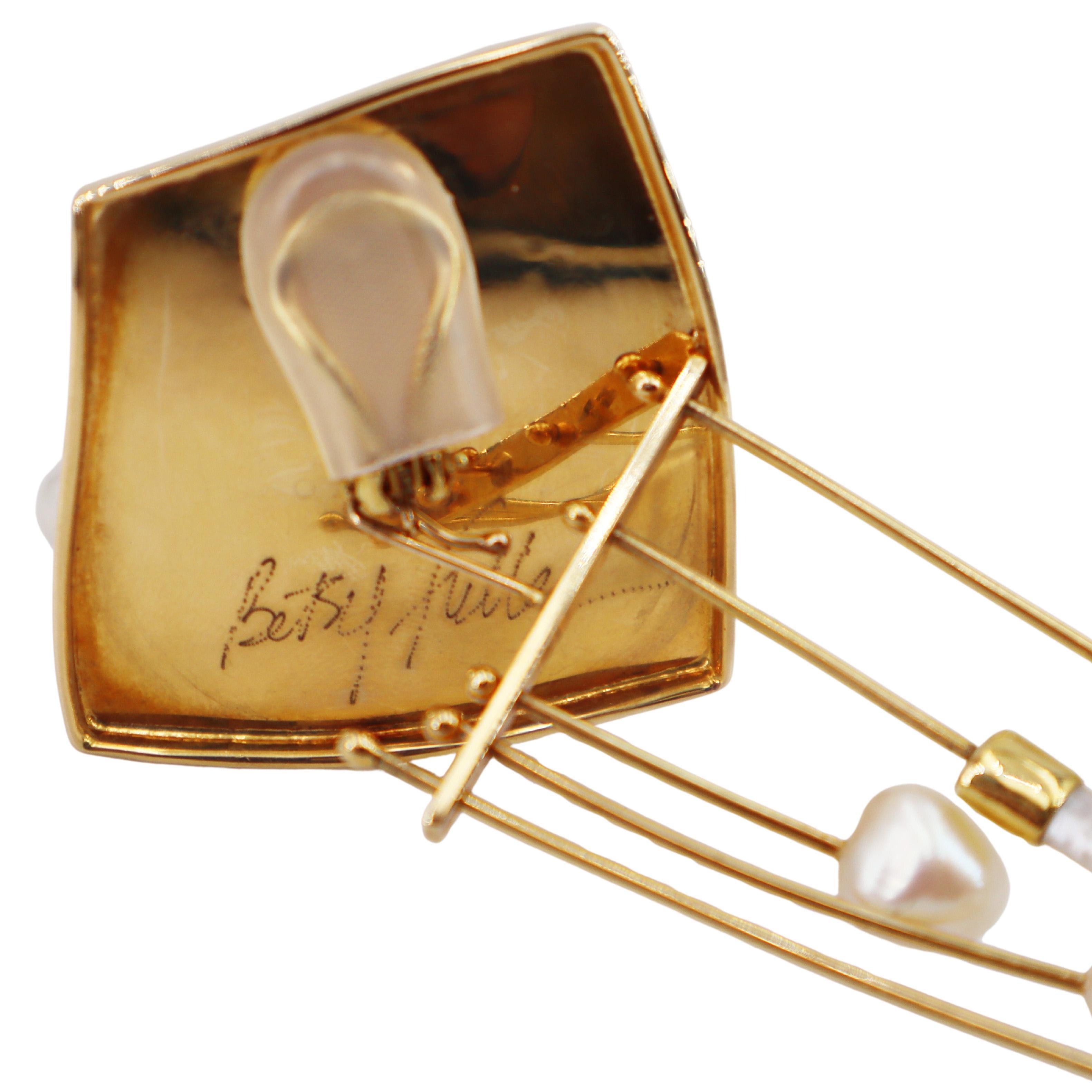 BETSY FULLER Orecchini a clip scultorei in oro 18Kt con perle e tormaline In condizioni ottime in vendita a Aventura, FL