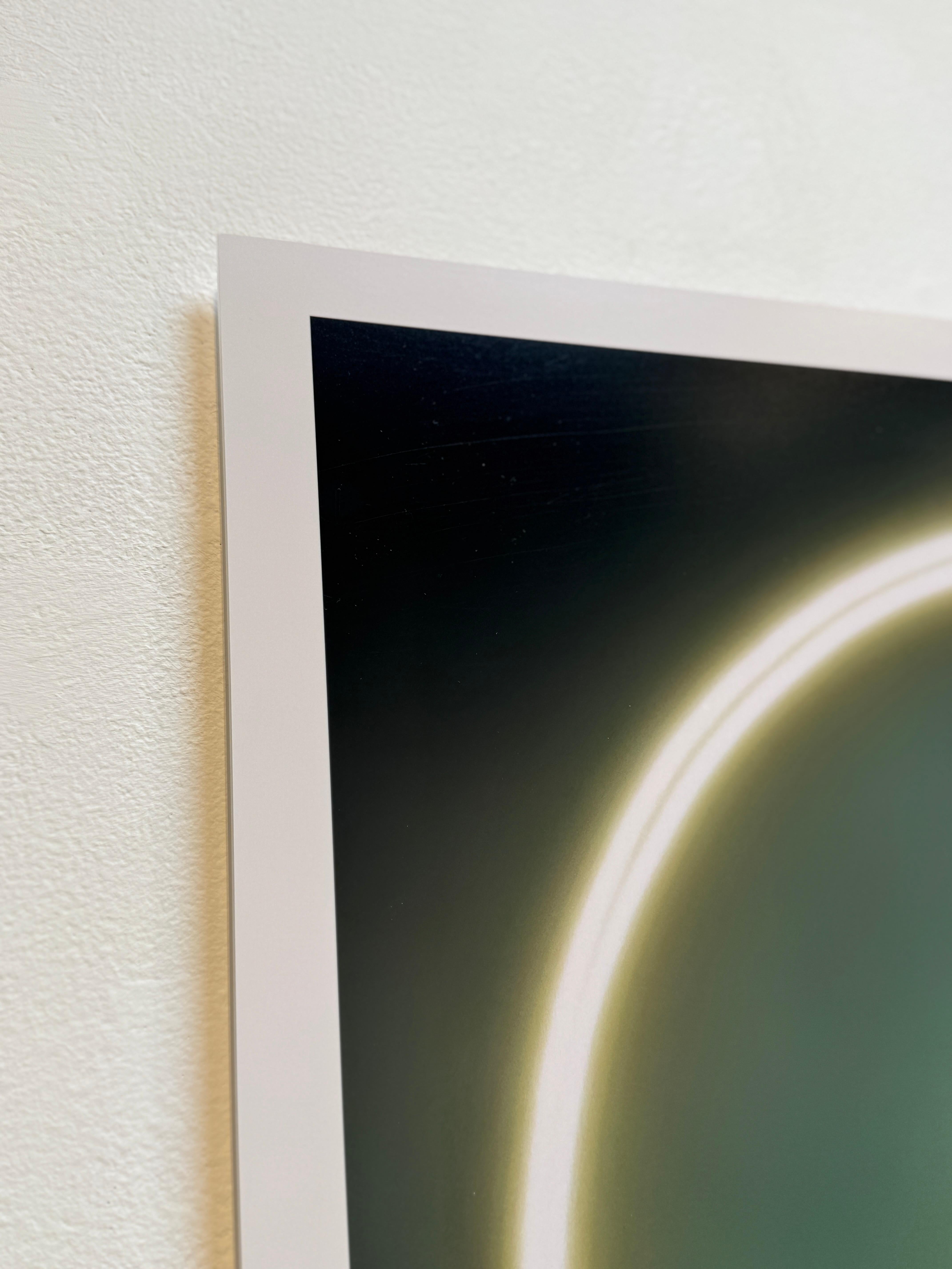 Farbfotografie, abstrahierte Sonne, himmlisch, Sterne funkeln, Himmel, hoher Kontrast im Angebot 2