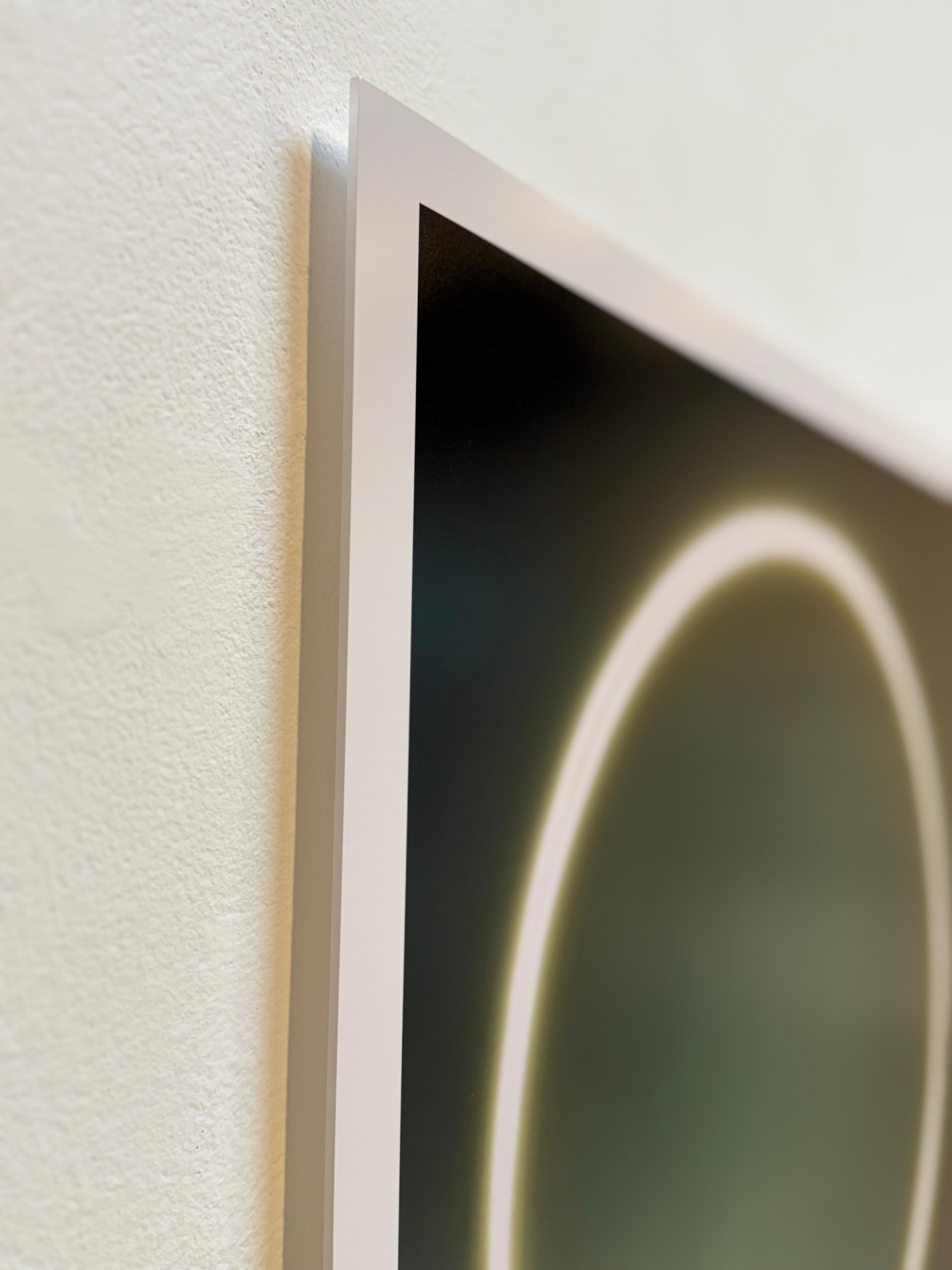 Farbfotografie, abstrahierte Sonne, himmlisch, Sterne funkeln, Himmel, hoher Kontrast im Angebot 3