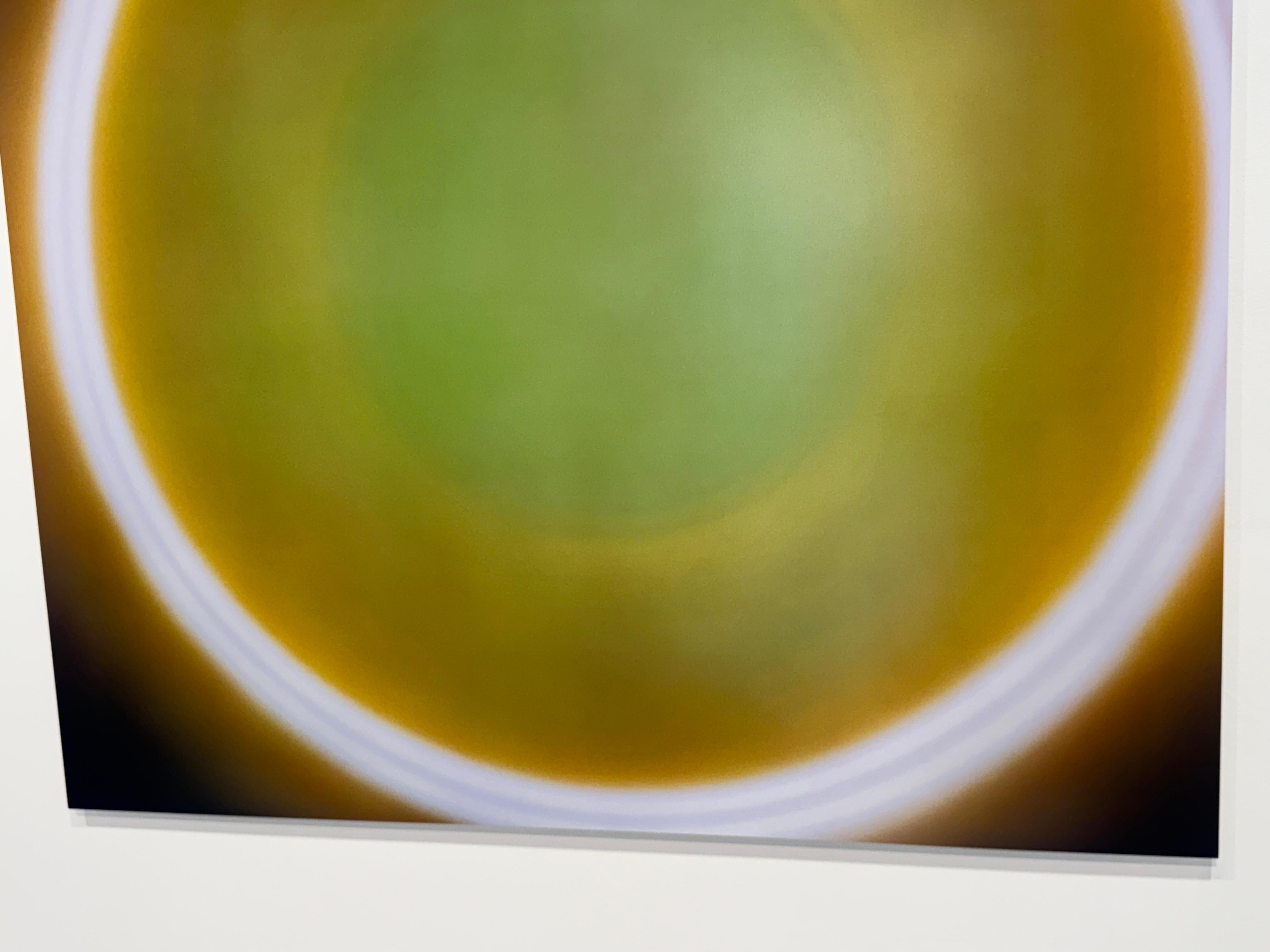 Fotografía en color, Celeste, Paisaje abstracto, Circular Amarillo, Verde en venta 9