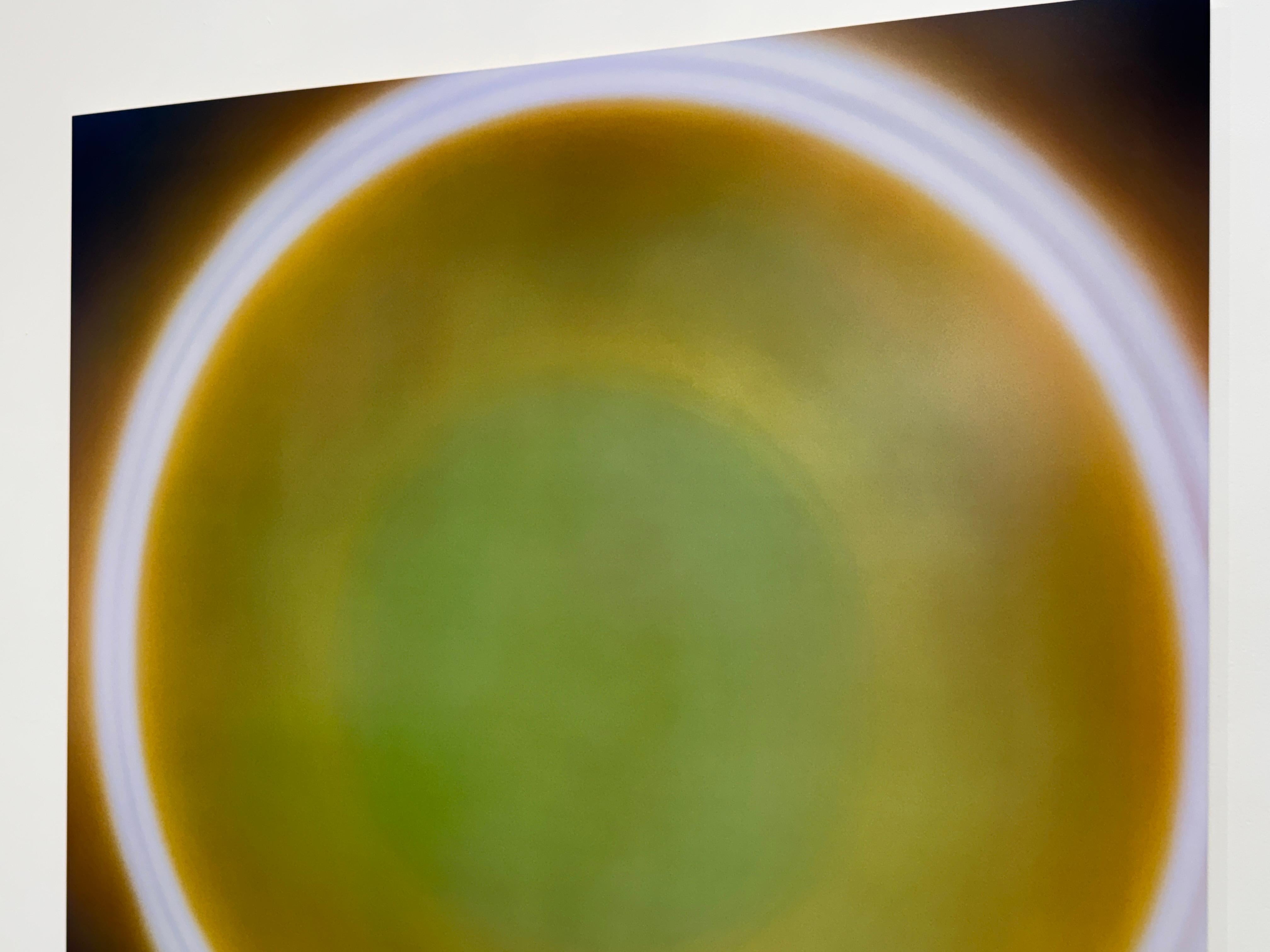 Fotografía en color, Celeste, Paisaje abstracto, Circular Amarillo, Verde en venta 10