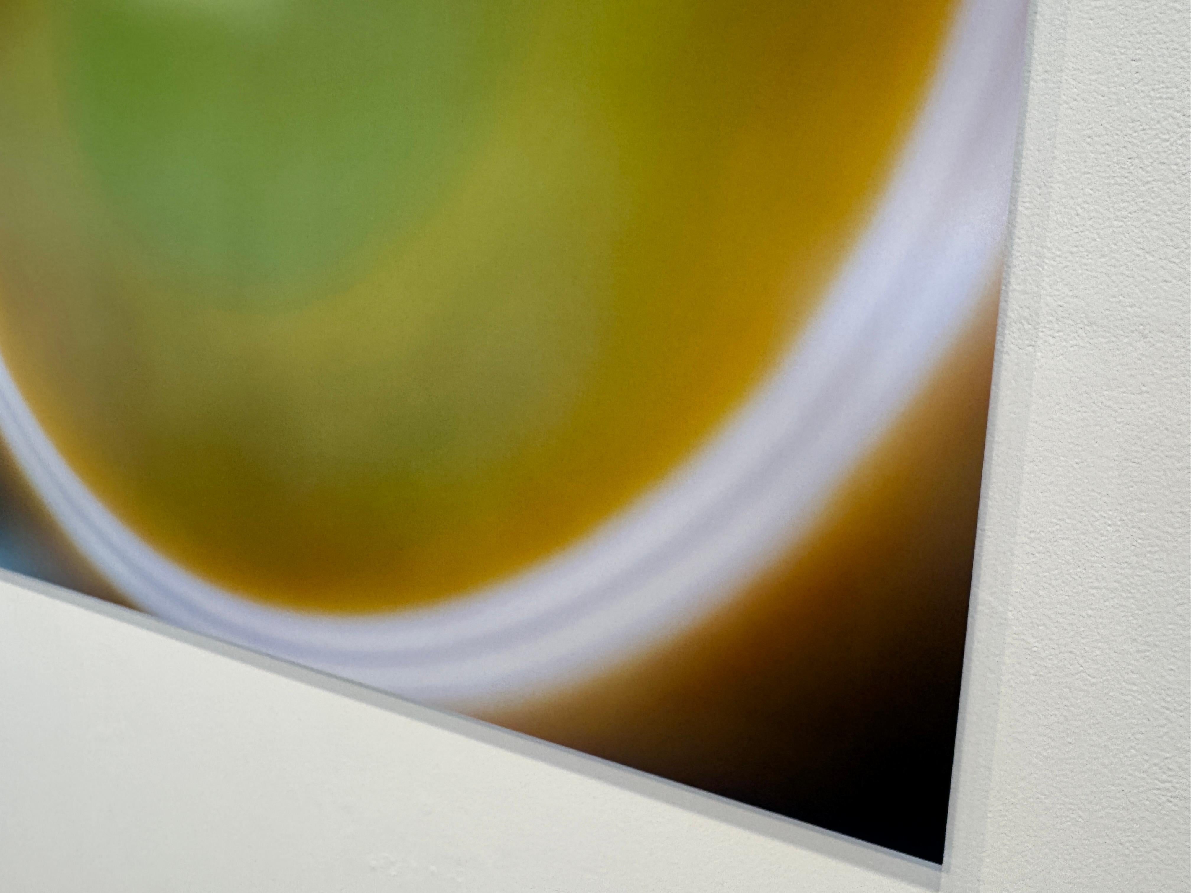 Fotografía en color, Celeste, Paisaje abstracto, Circular Amarillo, Verde en venta 3