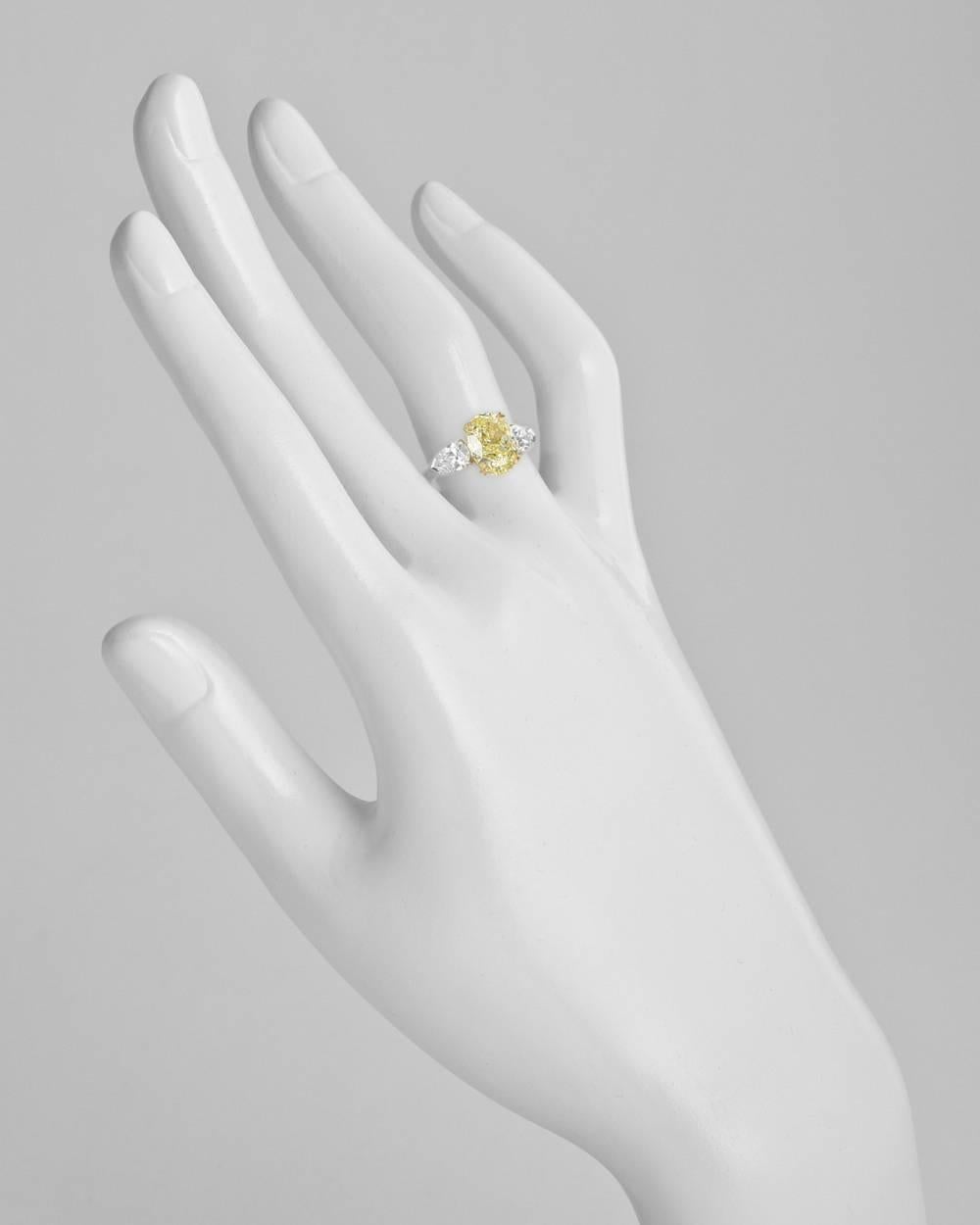Women's or Men's Betteridge 3.26 Carat Fancy Yellow Diamond Ring