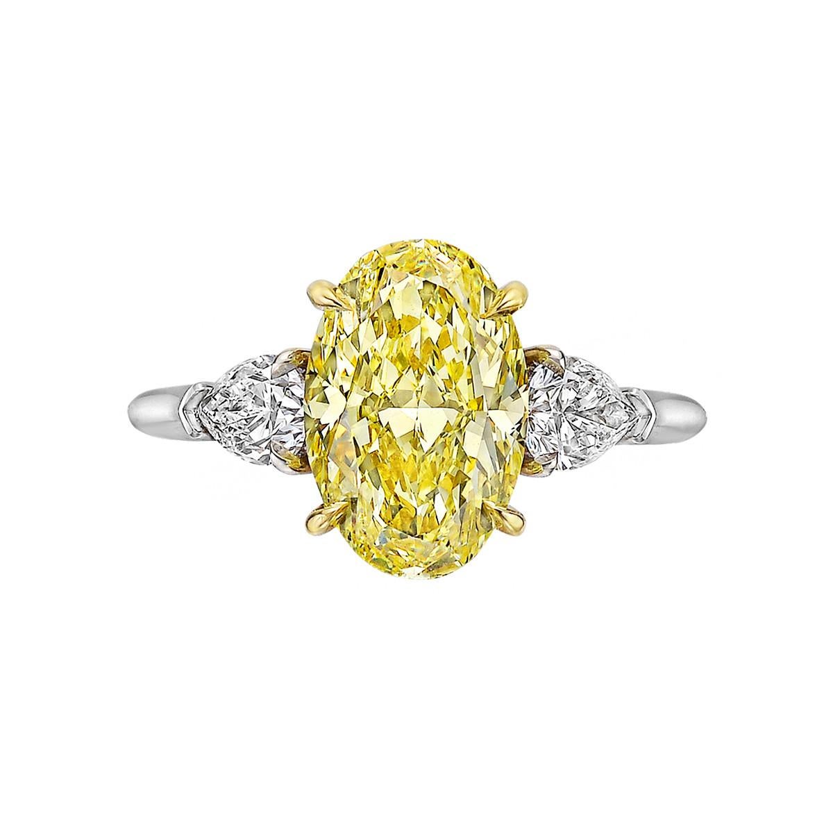 Betteridge 3.32 Carat Fancy Intense Yellow Oval Diamond Engagement Ring In New Condition In Greenwich, CT