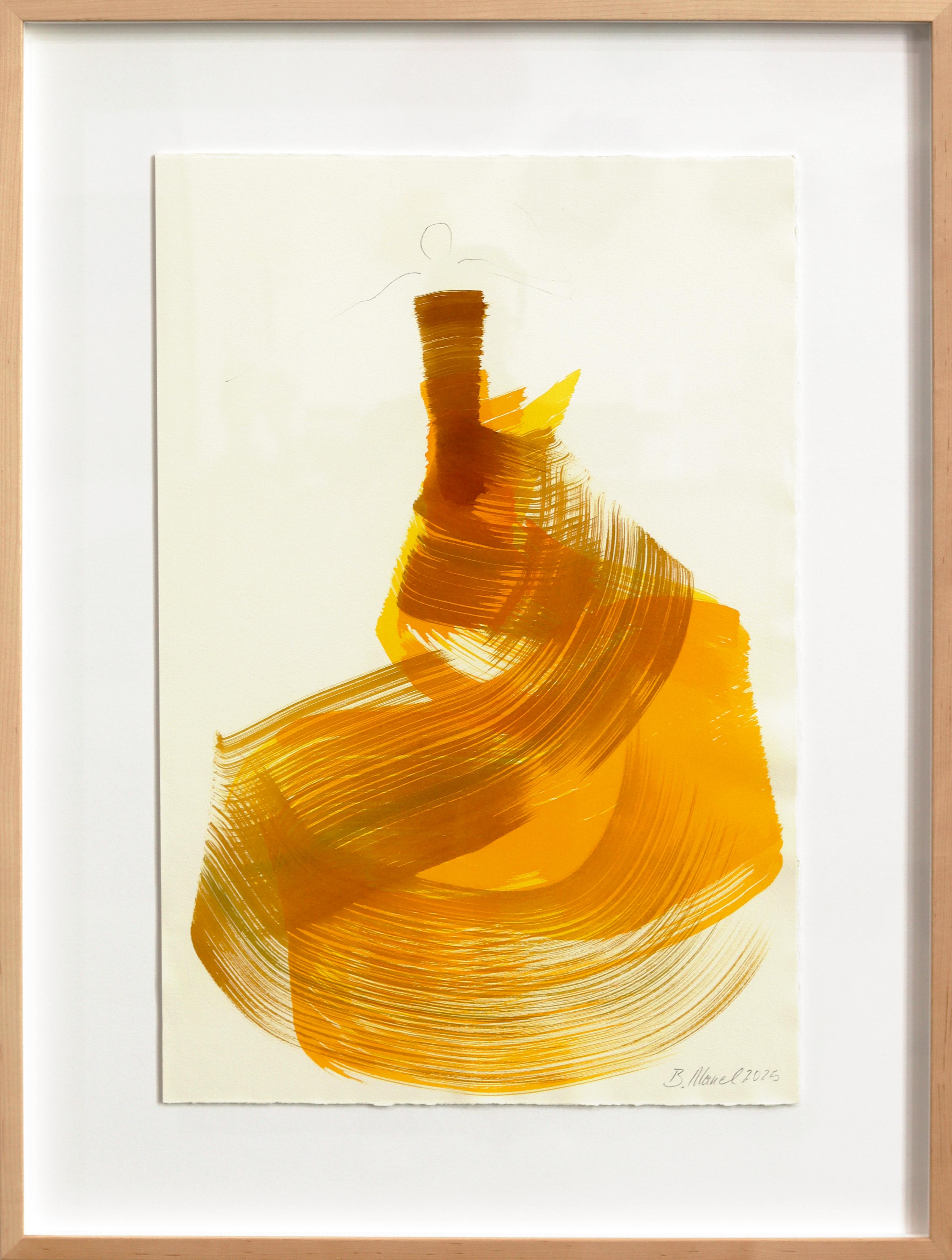 Das Karamellkleid 1 - Abstrakte fließende minimalistische figurative Tuschemalerei auf Papier