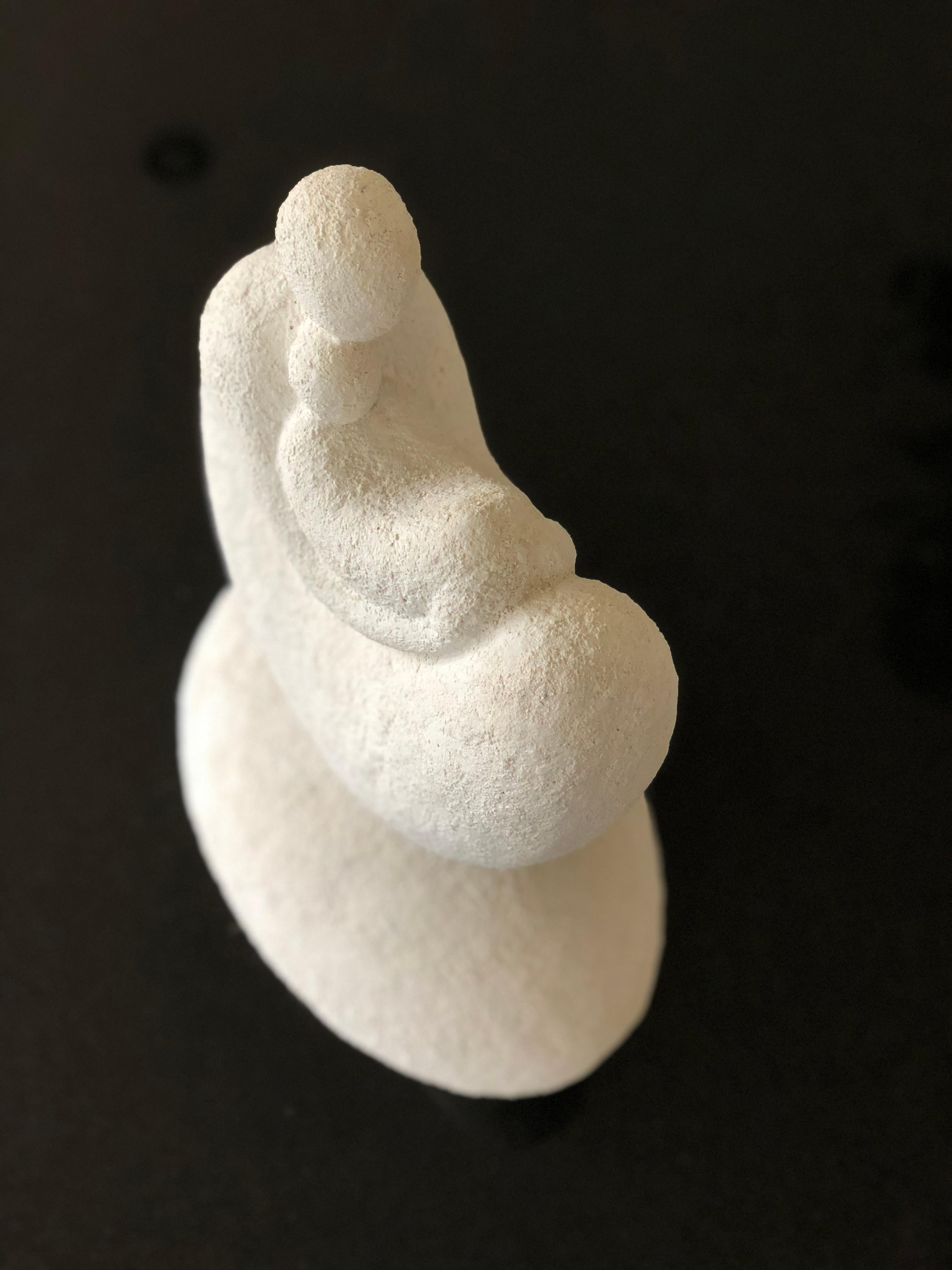 Mother & Child - Contemporary Sculpture by Bettina Seitz