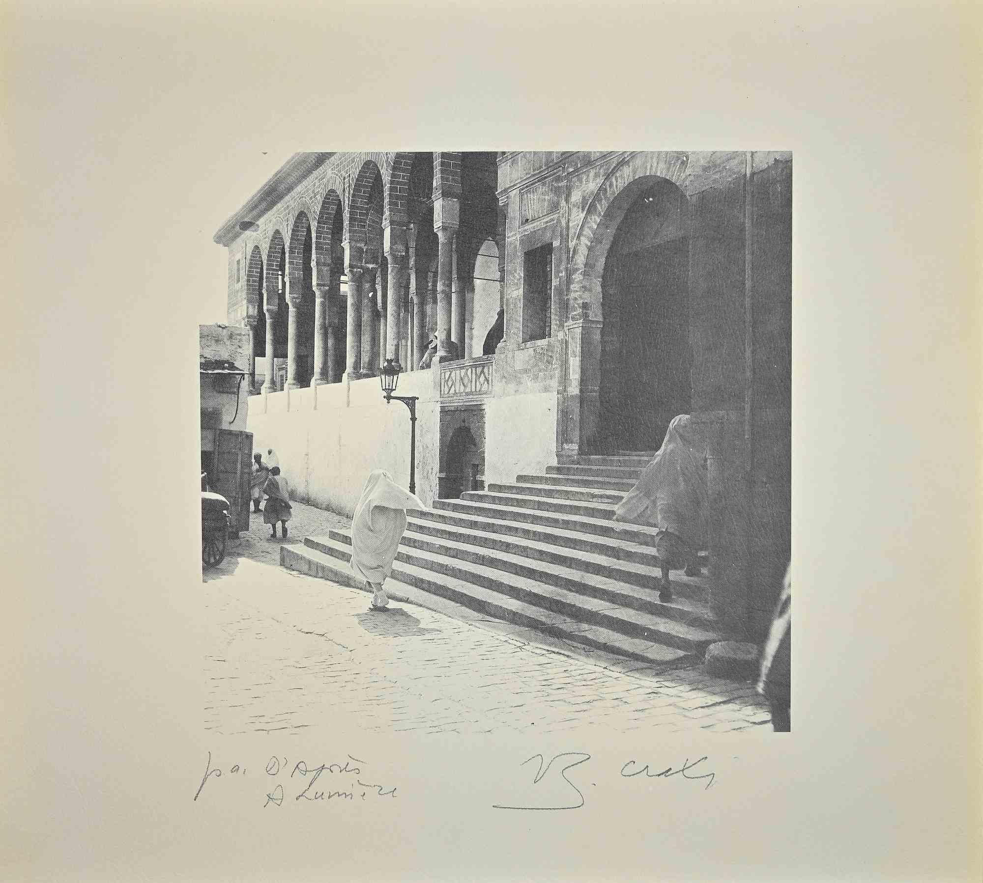 Tunisian Architecture is an original photolithography realized by Bettino Craxi in the 20th Century.

Artist's proof.

Hand-Signed.
 
Published in the Portafoglio "Tunisiaca 1995: d'aprés Auguste Lumière".
 