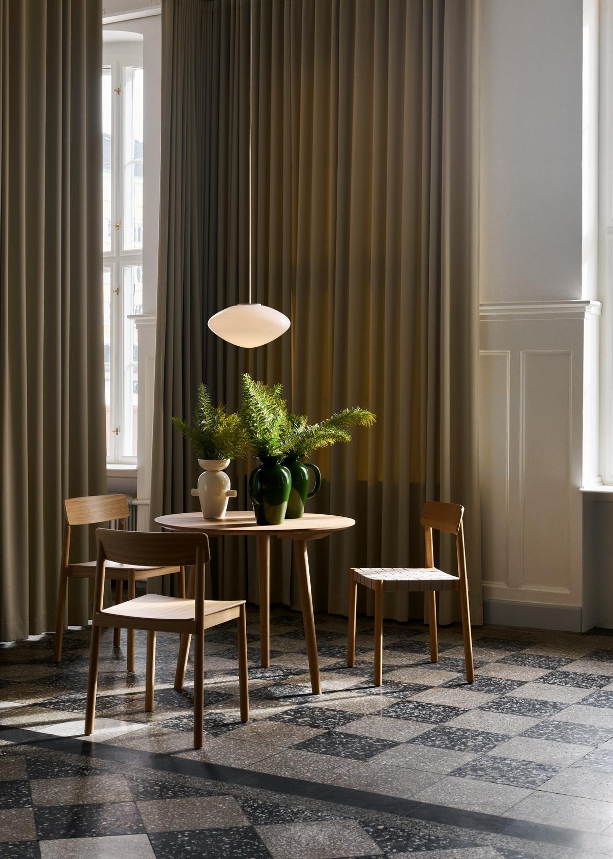 Contemporary Betty Chair Tk2, Oak,  by Thau & Kallio for &Tradition For Sale